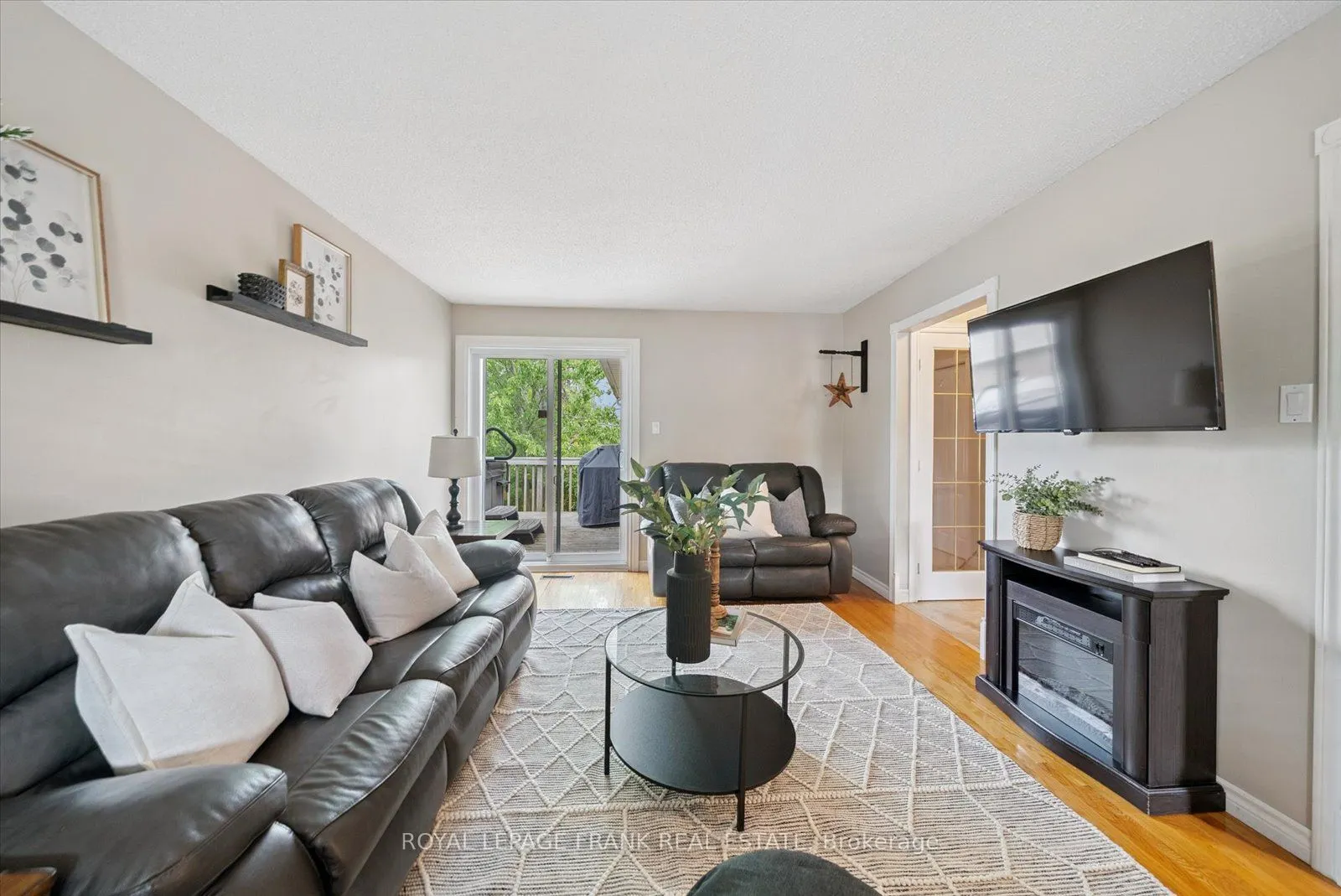 43 Elaine Drive