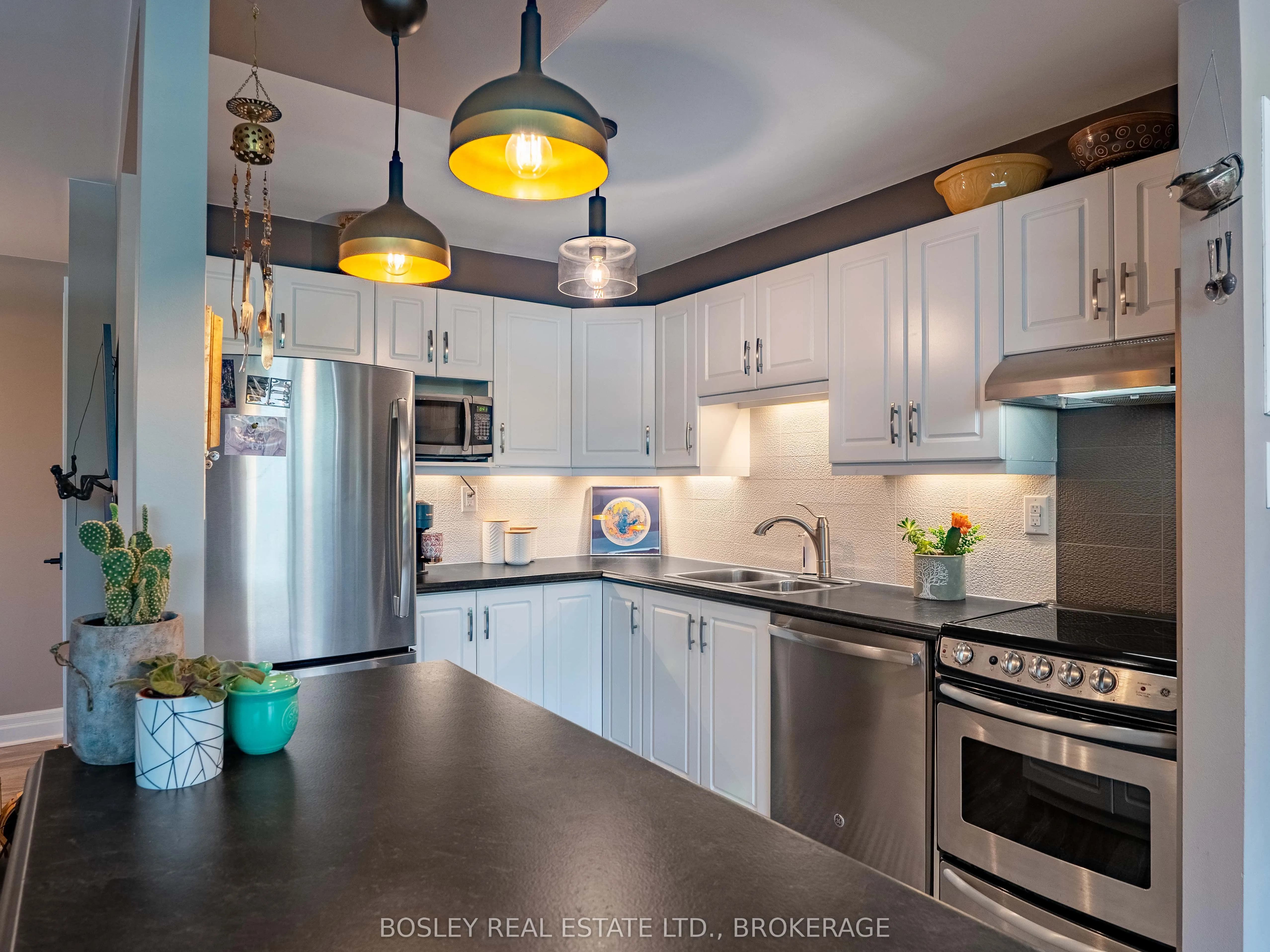 365 Geneva Street, #409