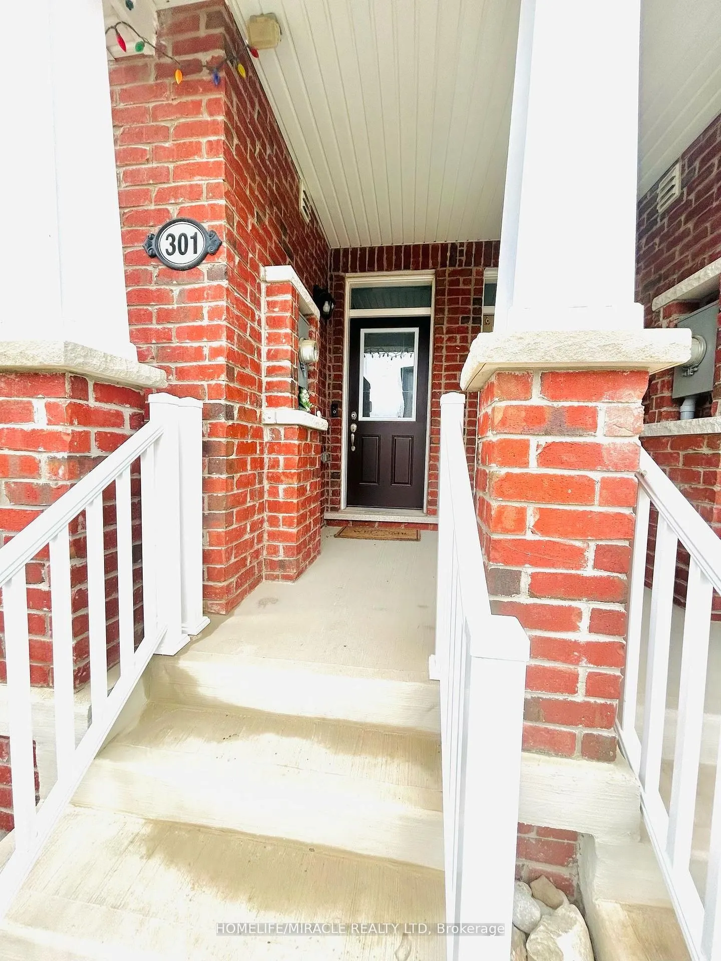 301 Equestrian Way