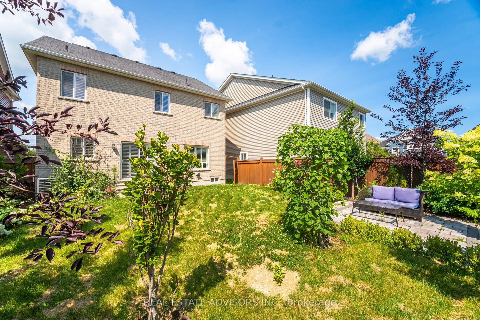 965 O'reilly Crescent
