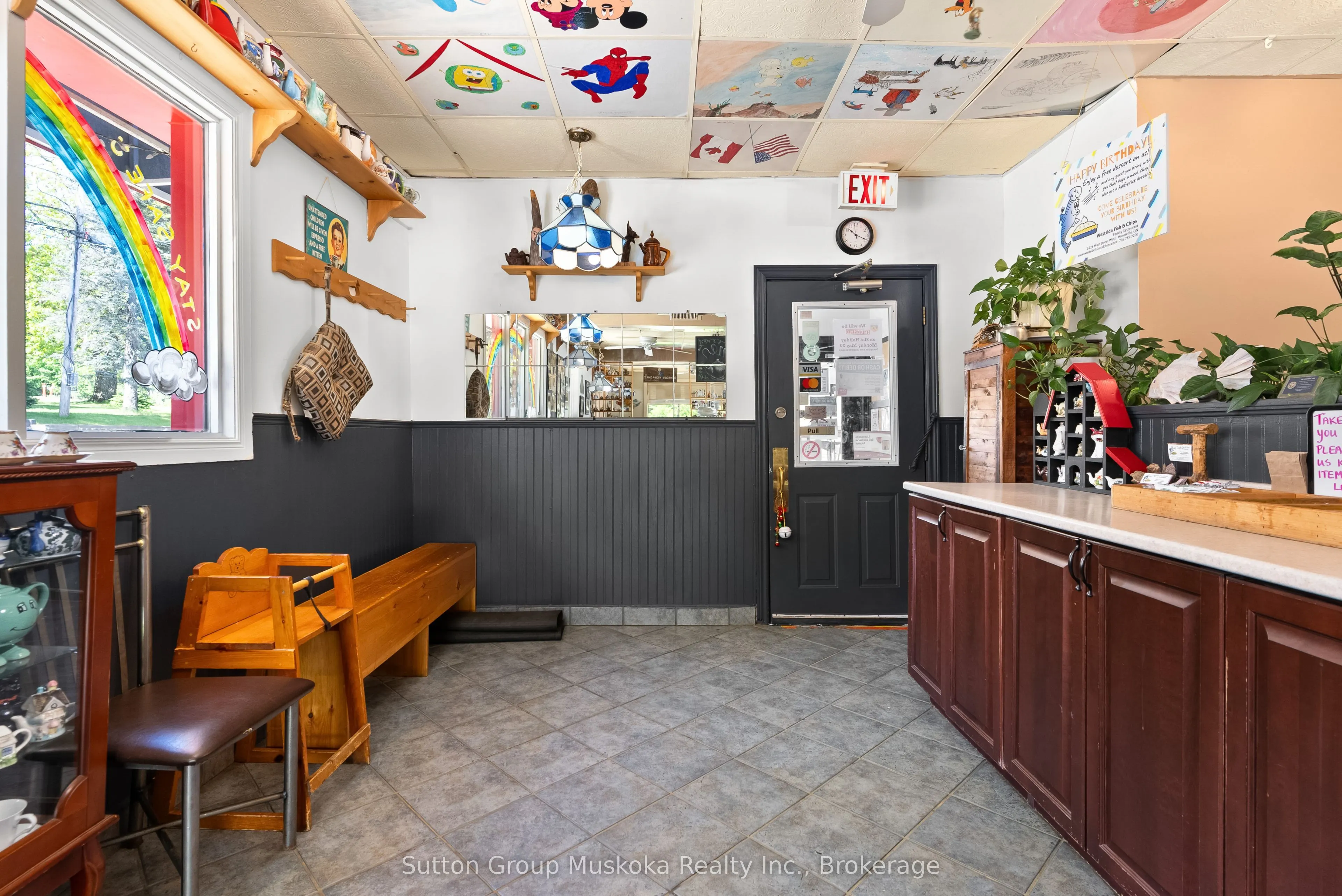126 Main Street W