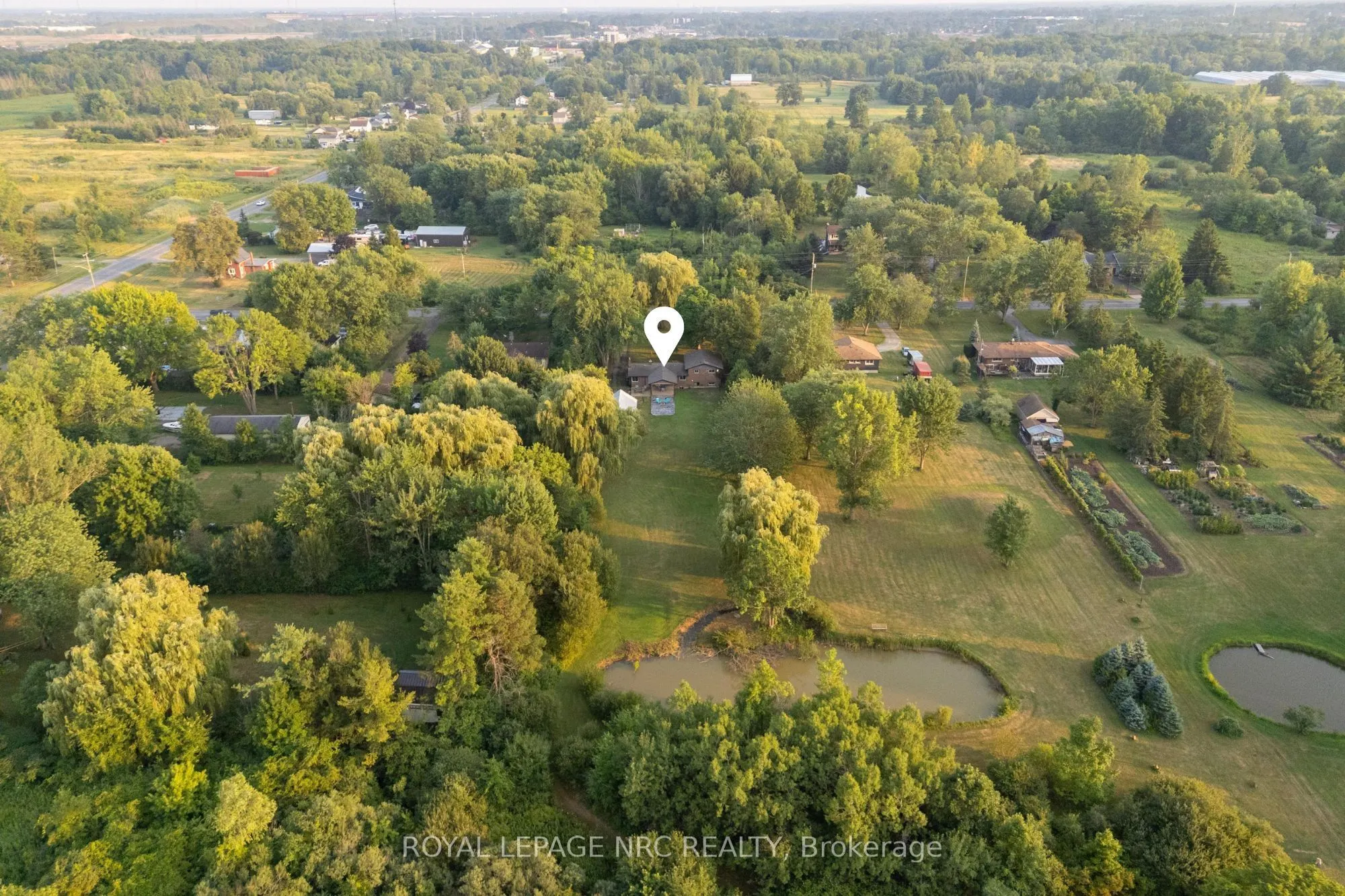 2432 Port Robinson Road