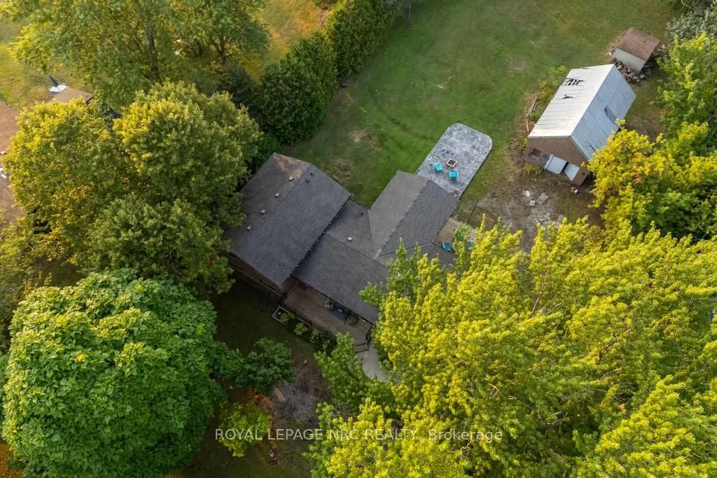 2432 Port Robinson Road