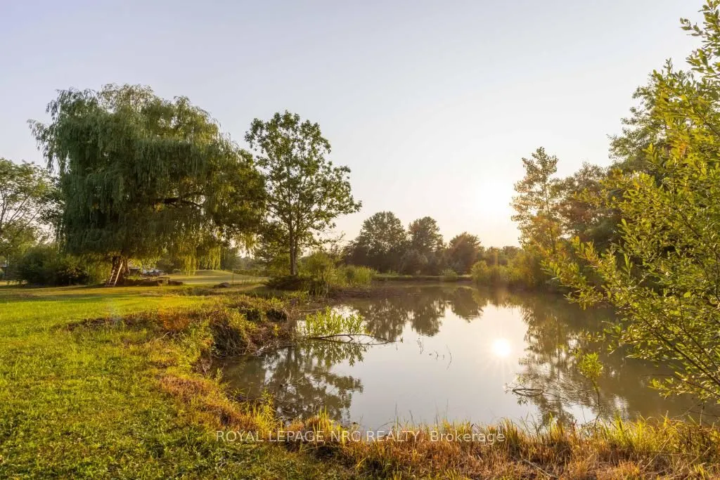 2432 Port Robinson Road