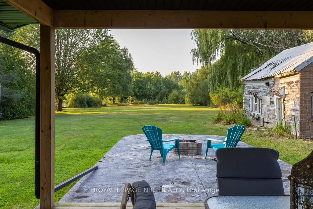 2432 Port Robinson Road