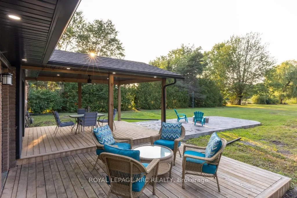 2432 Port Robinson Road
