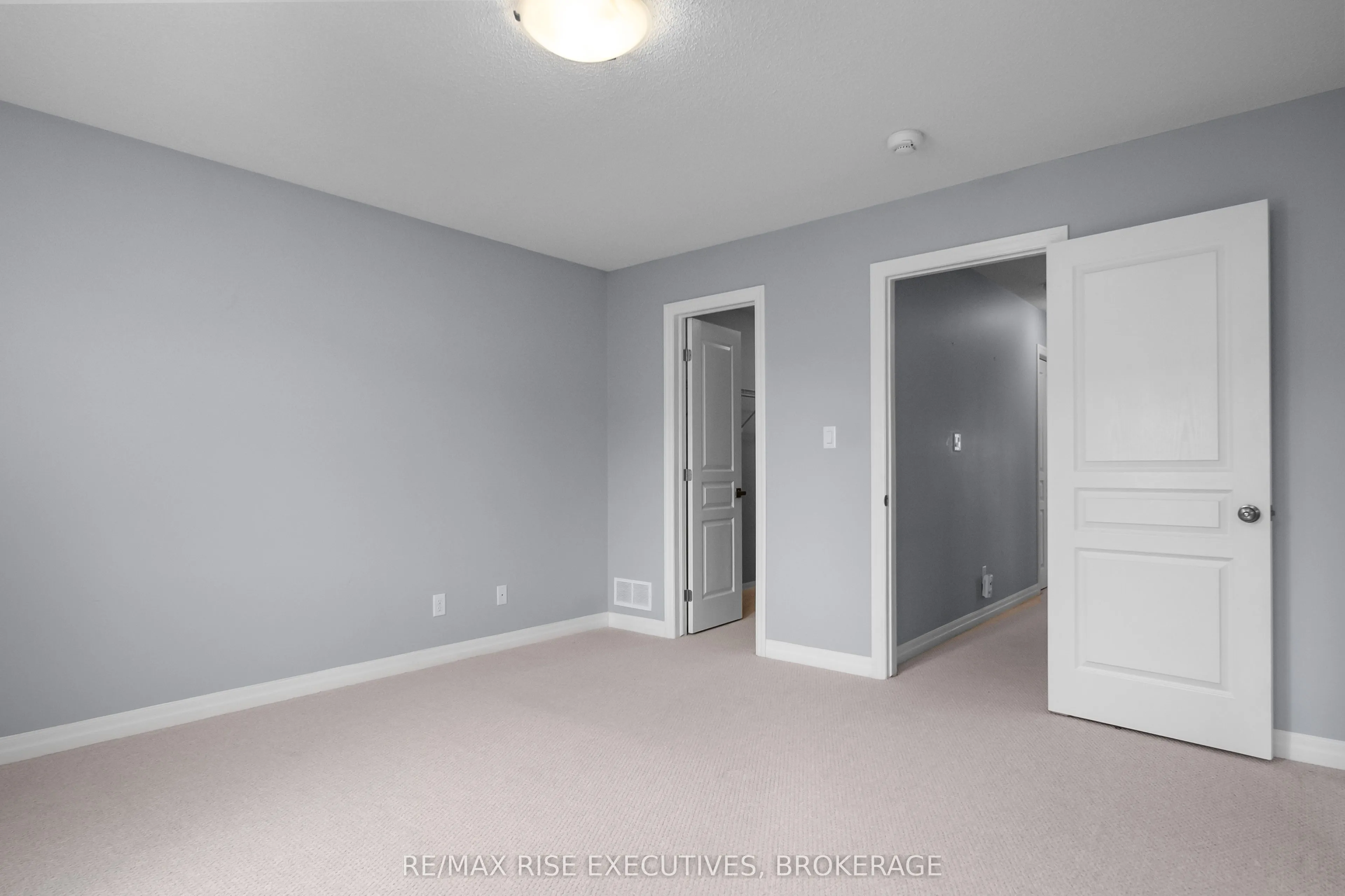 1369 TREMONT Drive