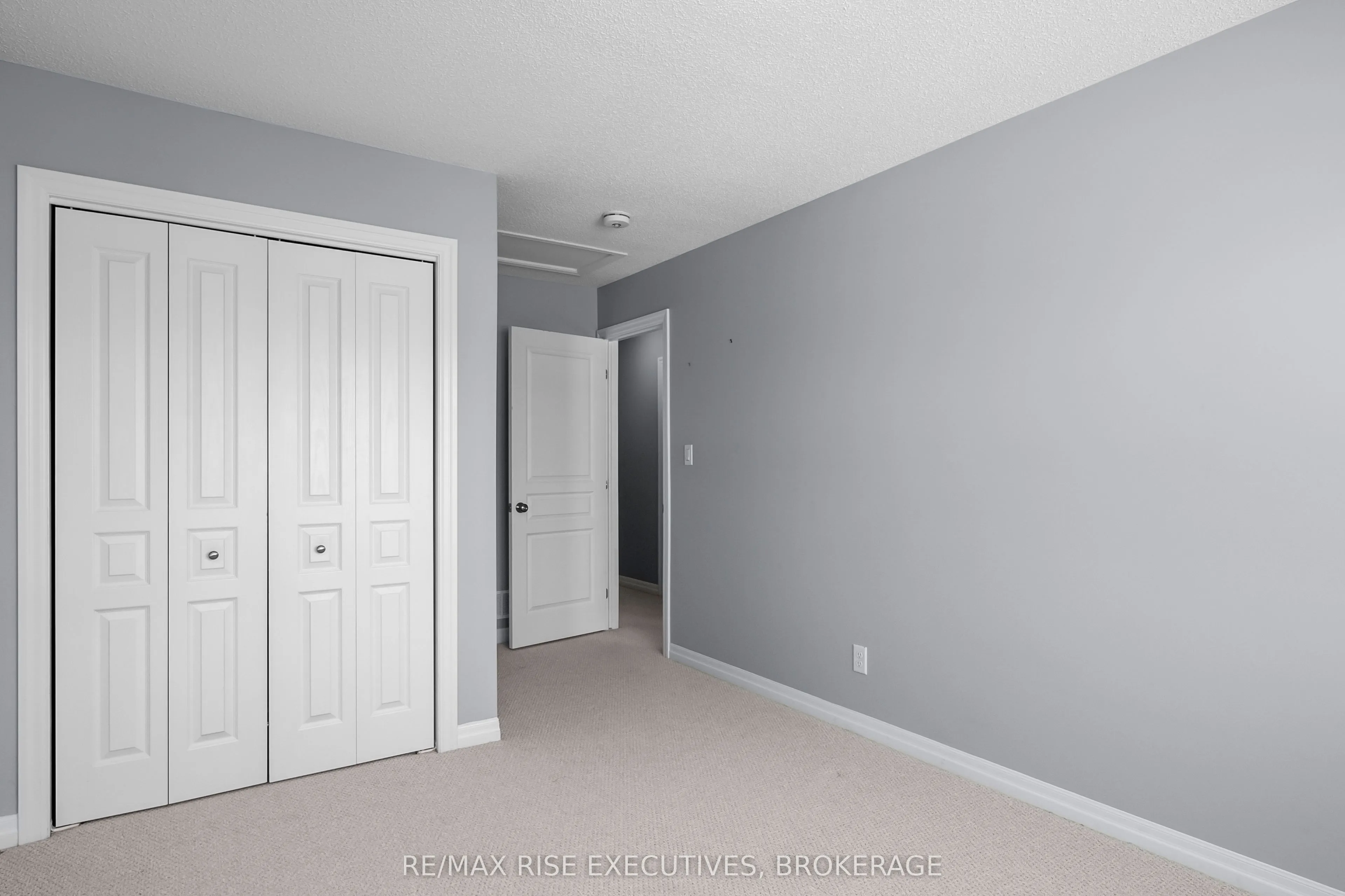 1369 TREMONT Drive