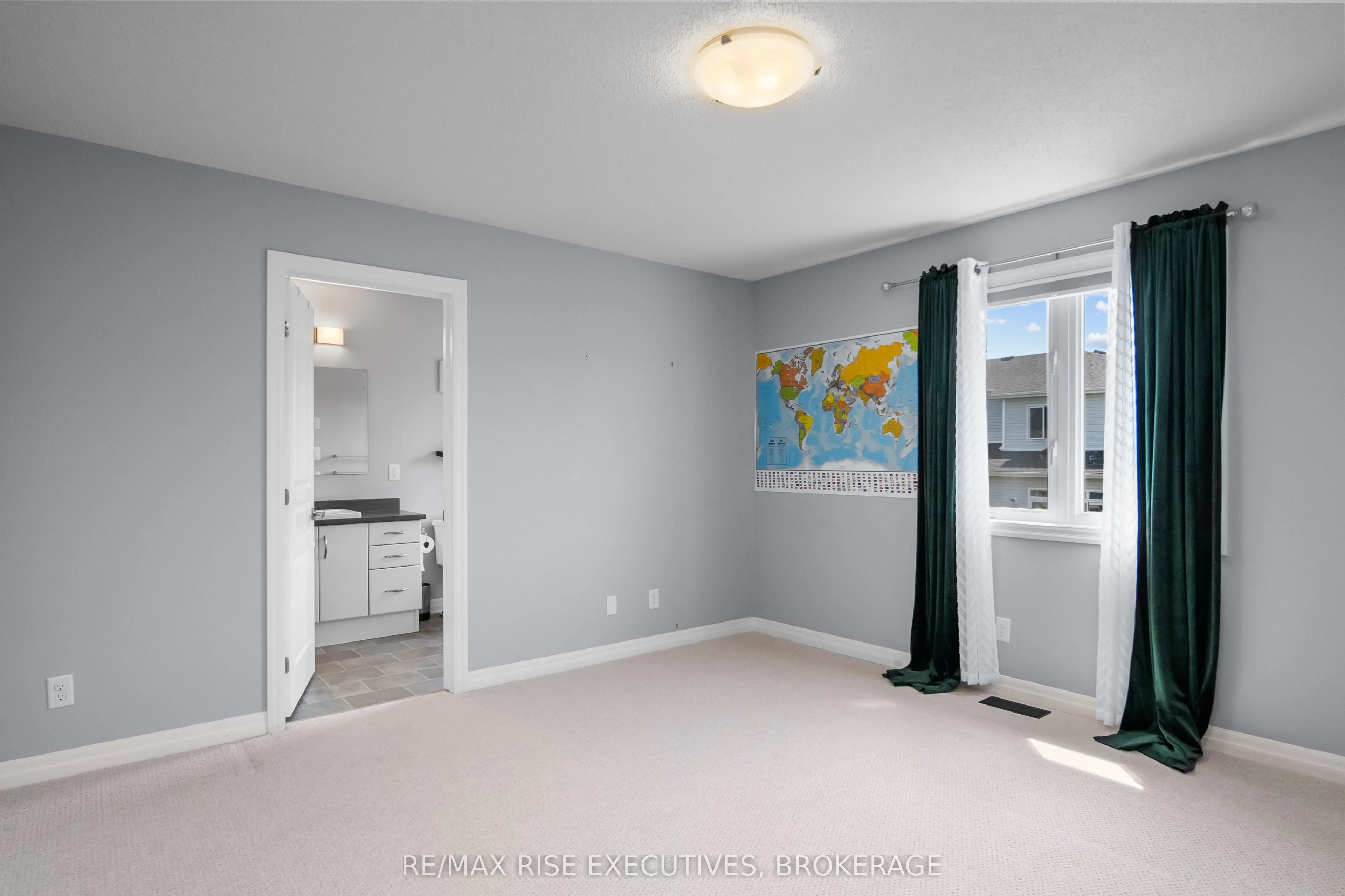 1369 TREMONT Drive