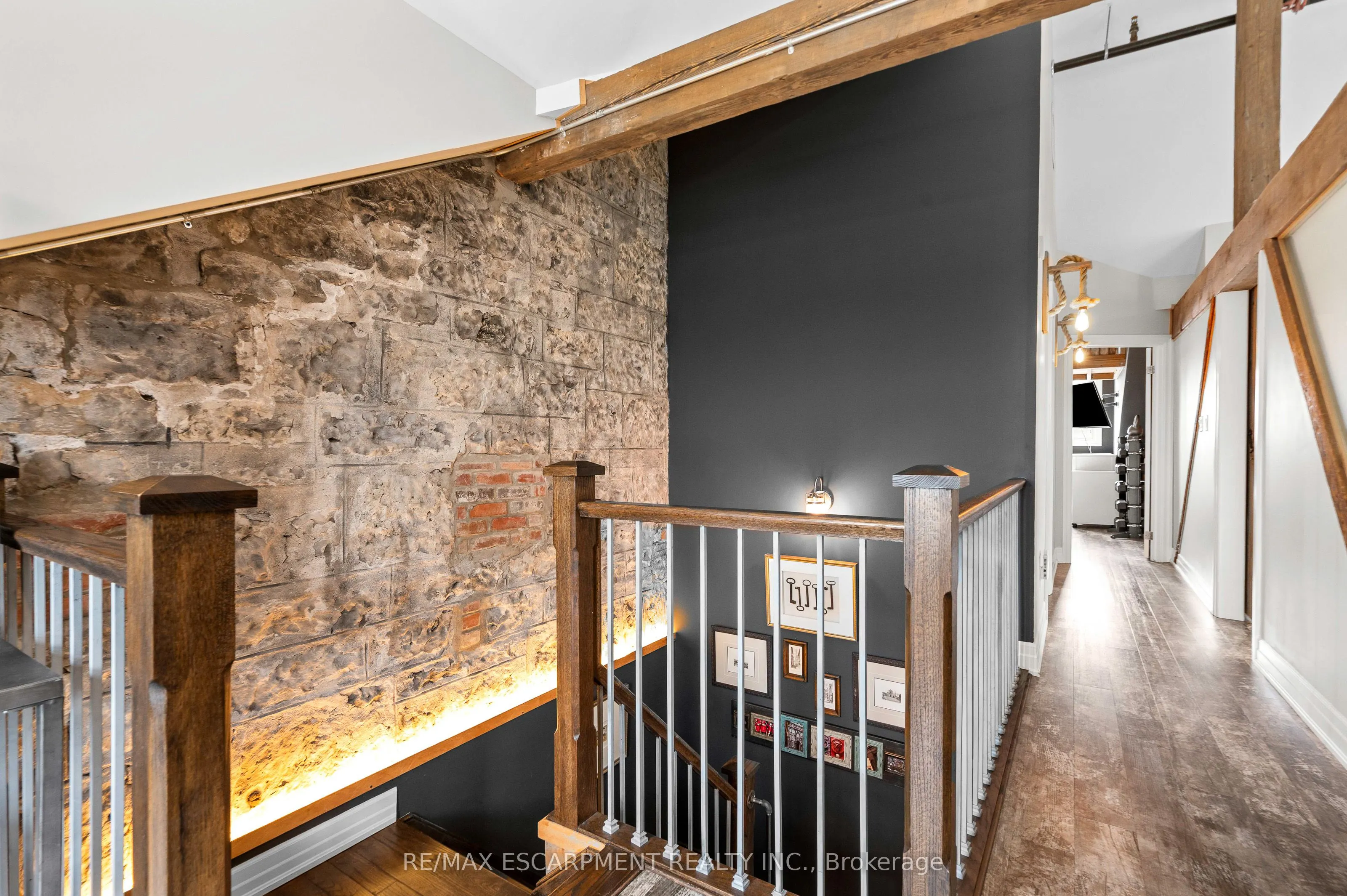 25 Concession Street, #201