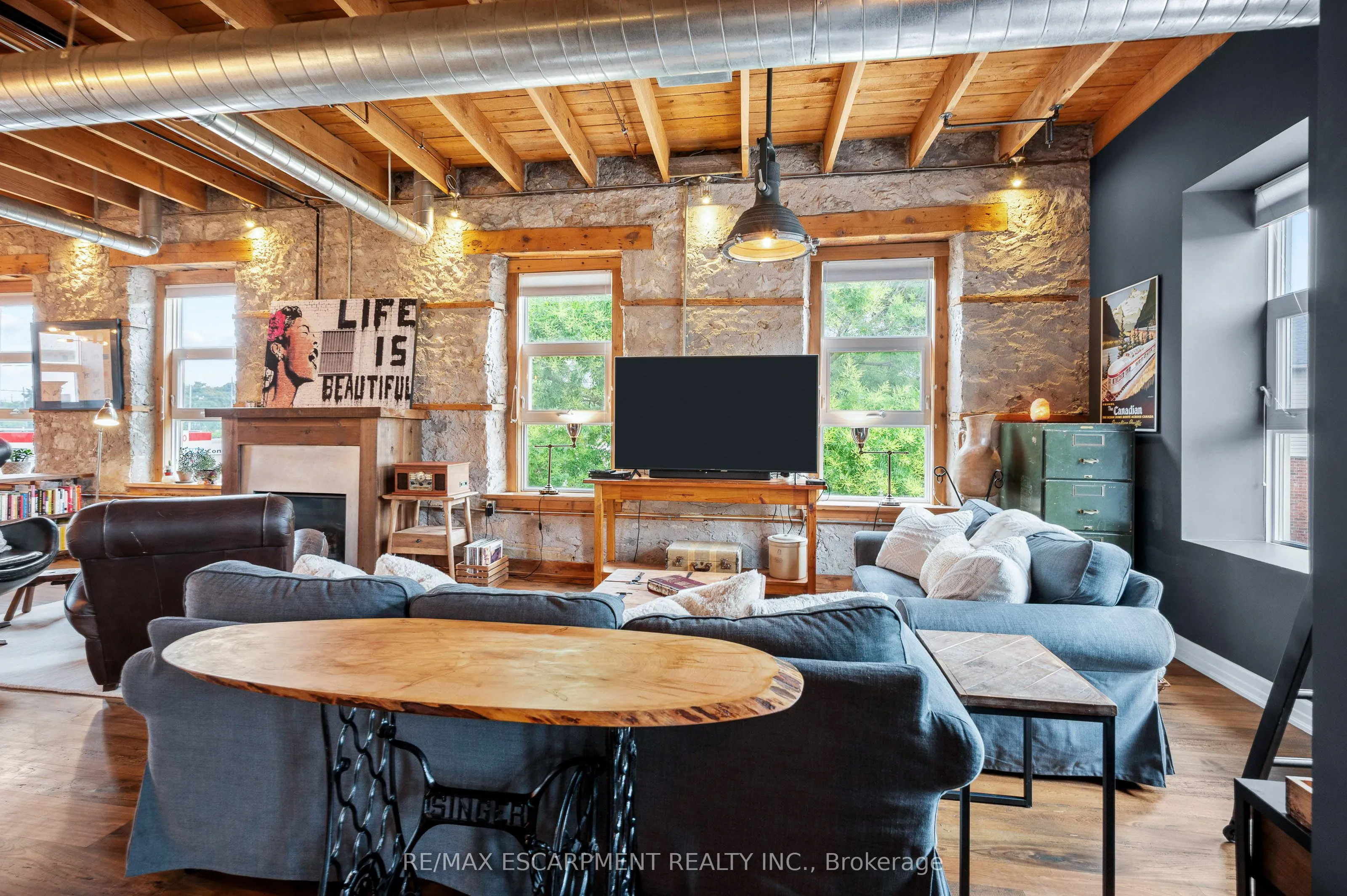 25 Concession Street, #201