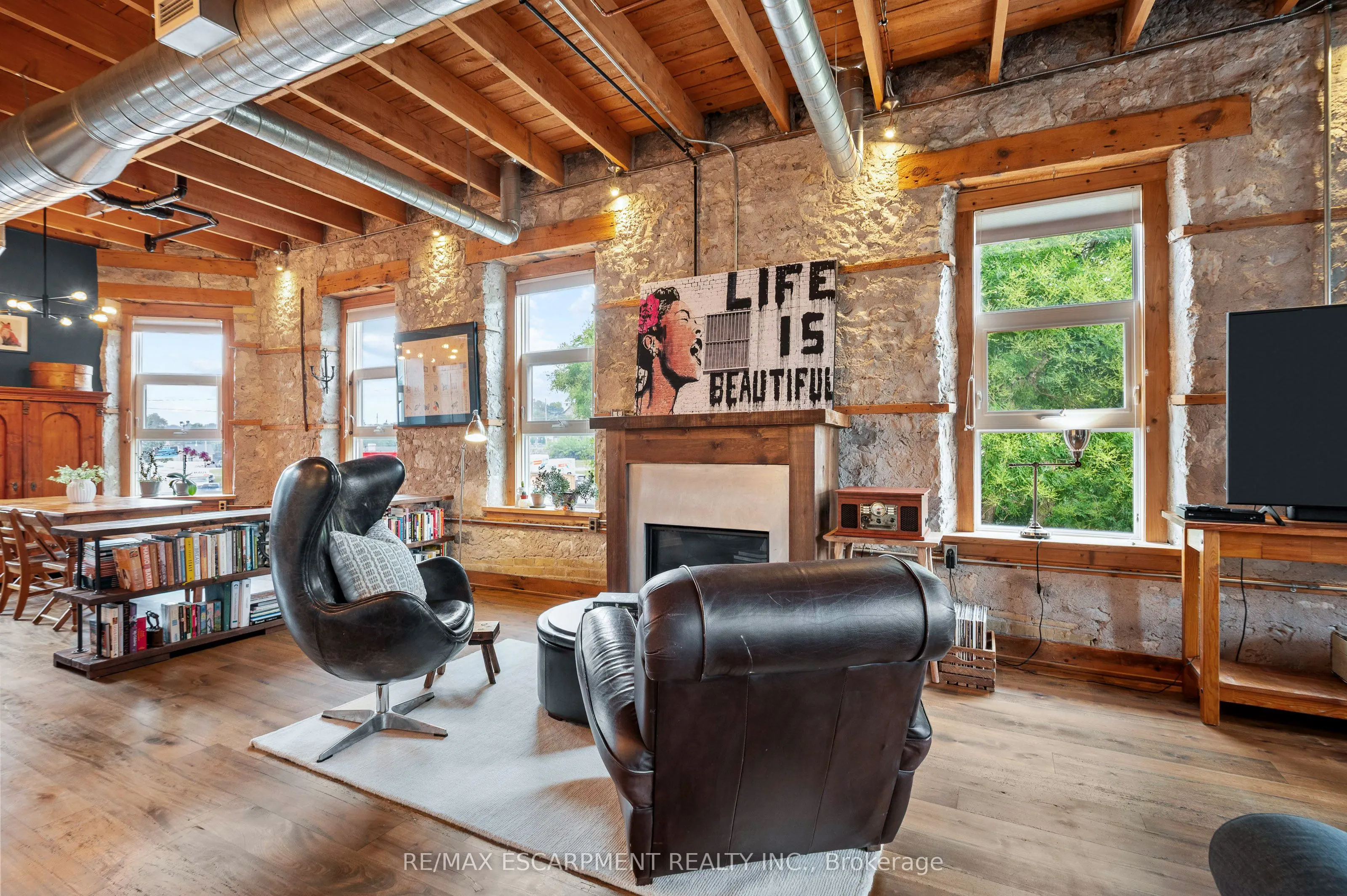 25 Concession Street, #201