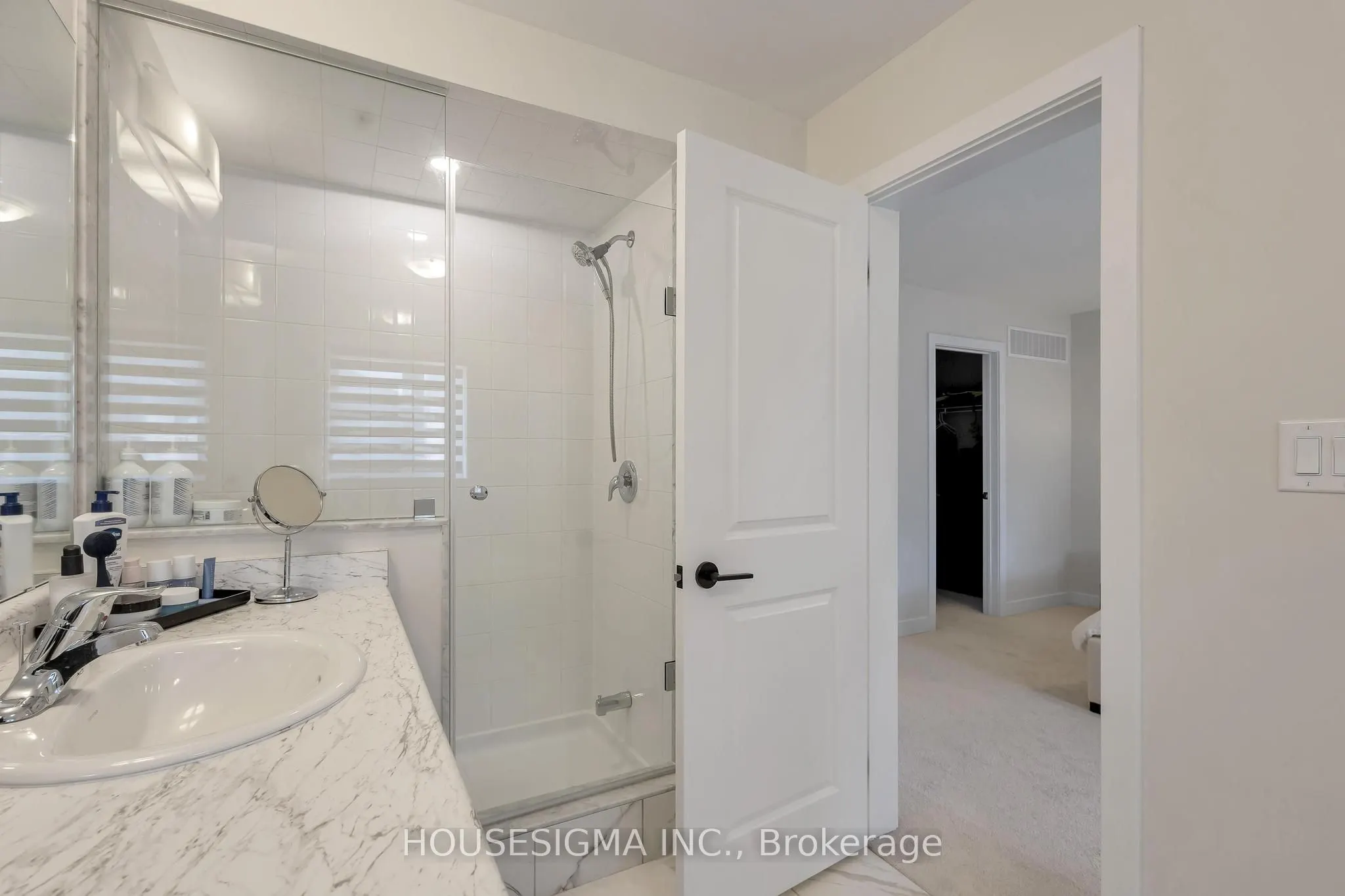 6 Sundin Drive
