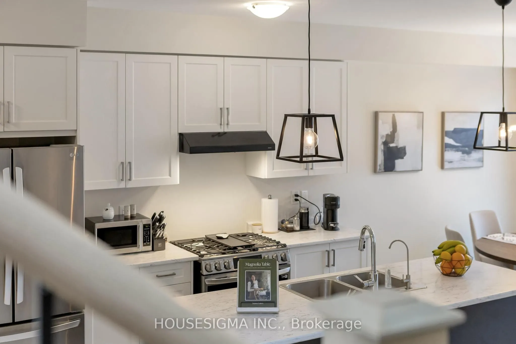 6 Sundin Drive