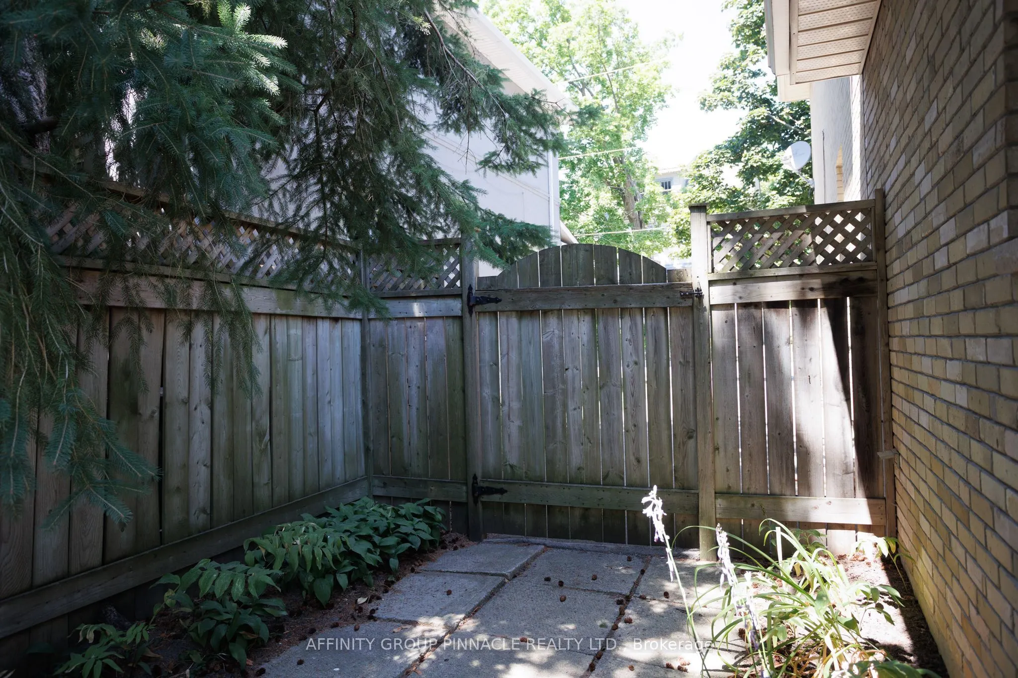 31 Fair Avenue