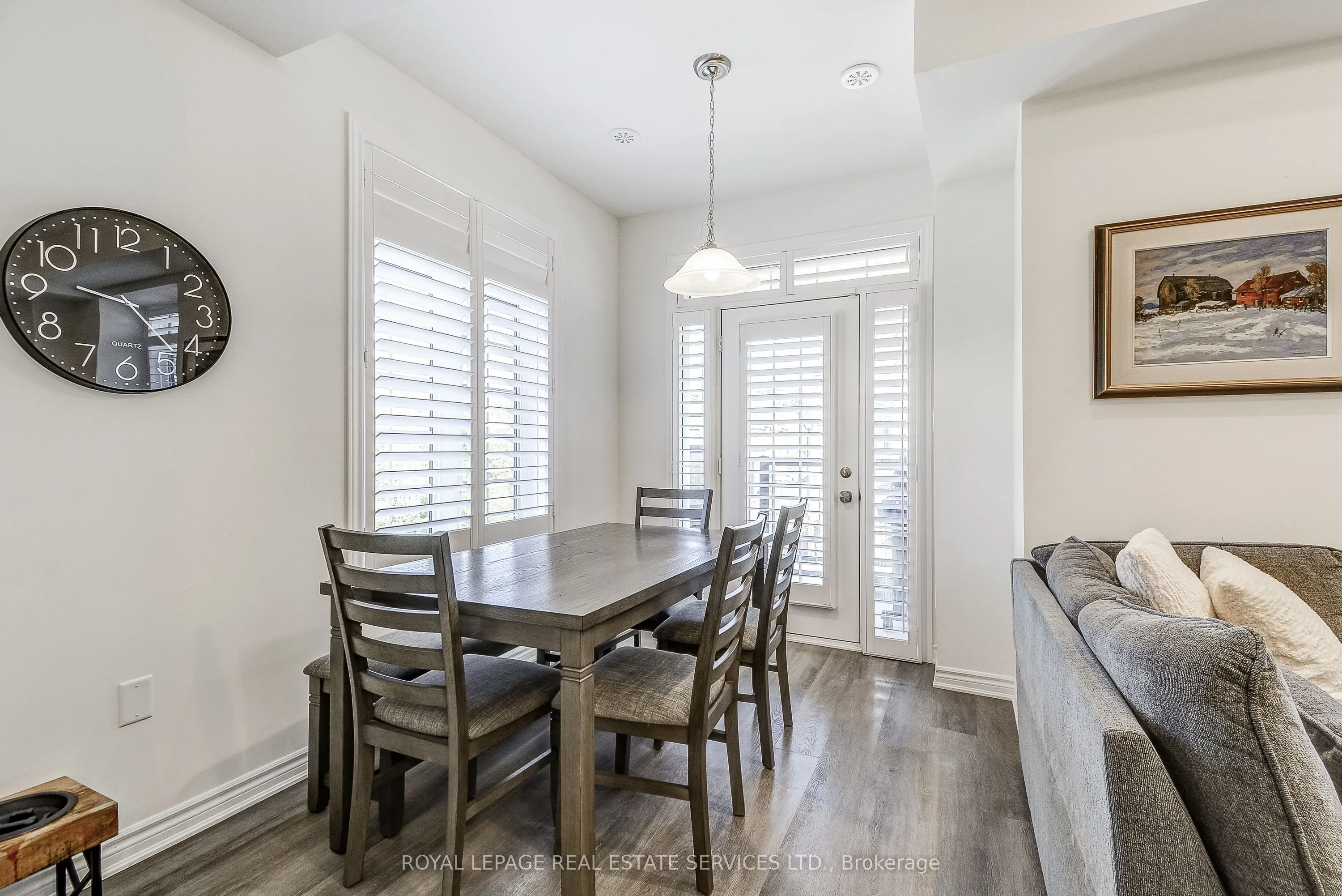 305 Garner Road W