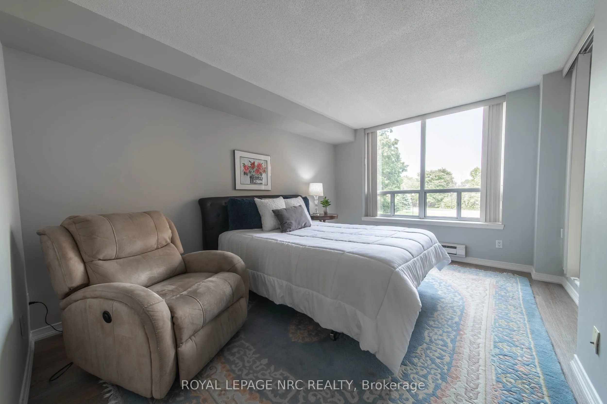 8111 Forest Glen Drive, #203