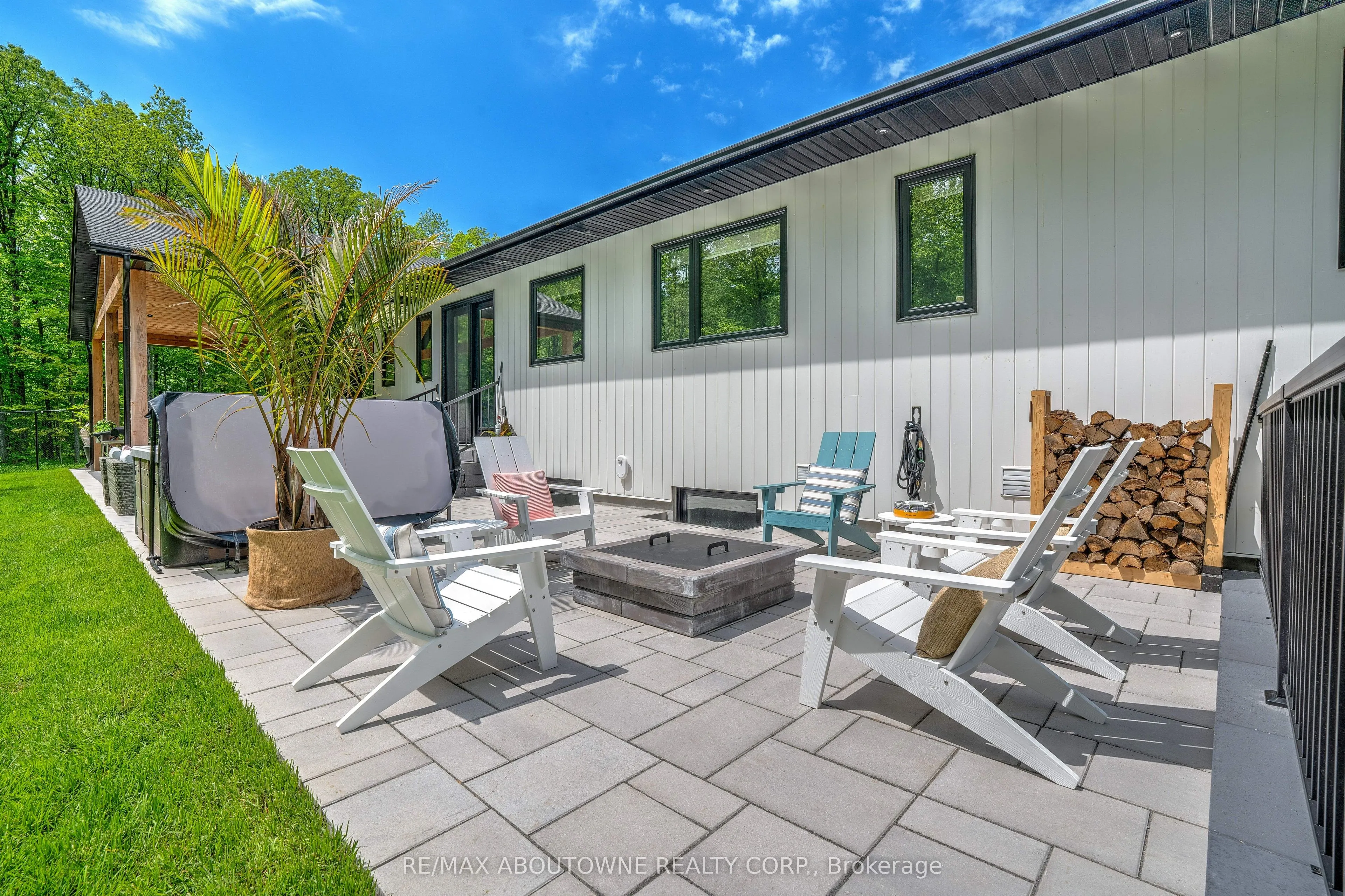 295 Allen Road