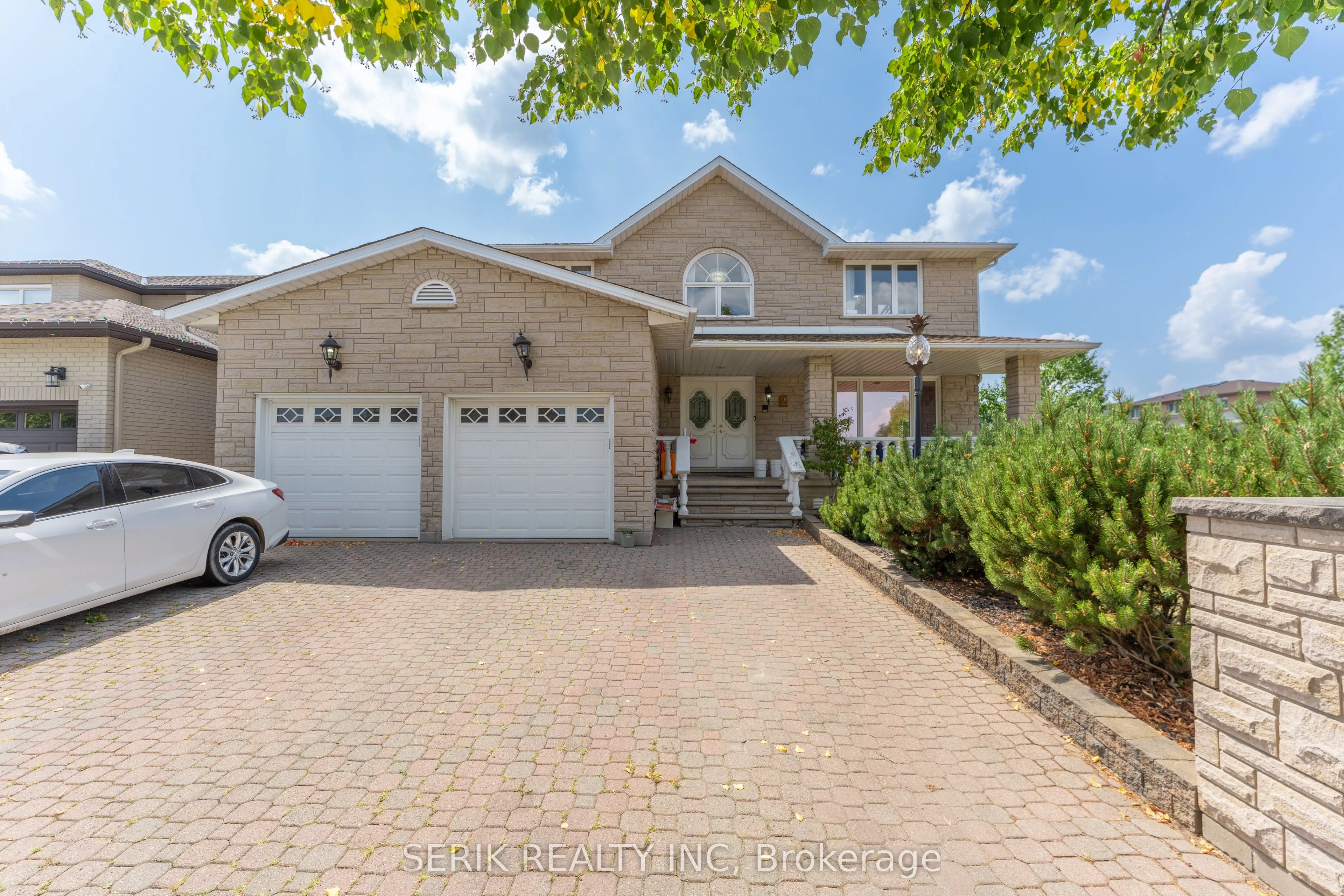 2 Glencrest Avenue