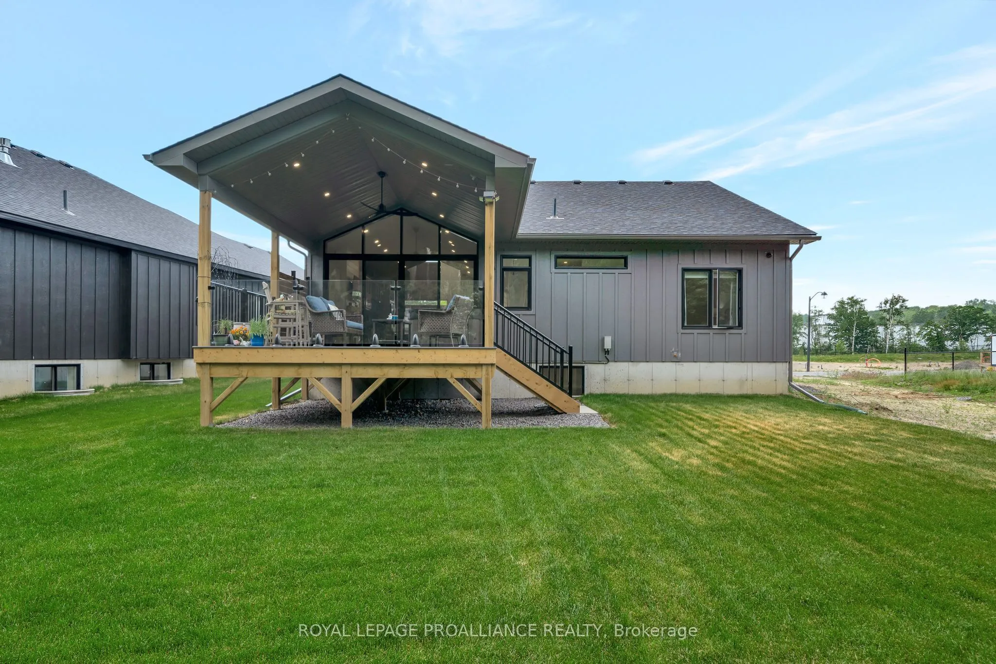 48 Deerview Drive