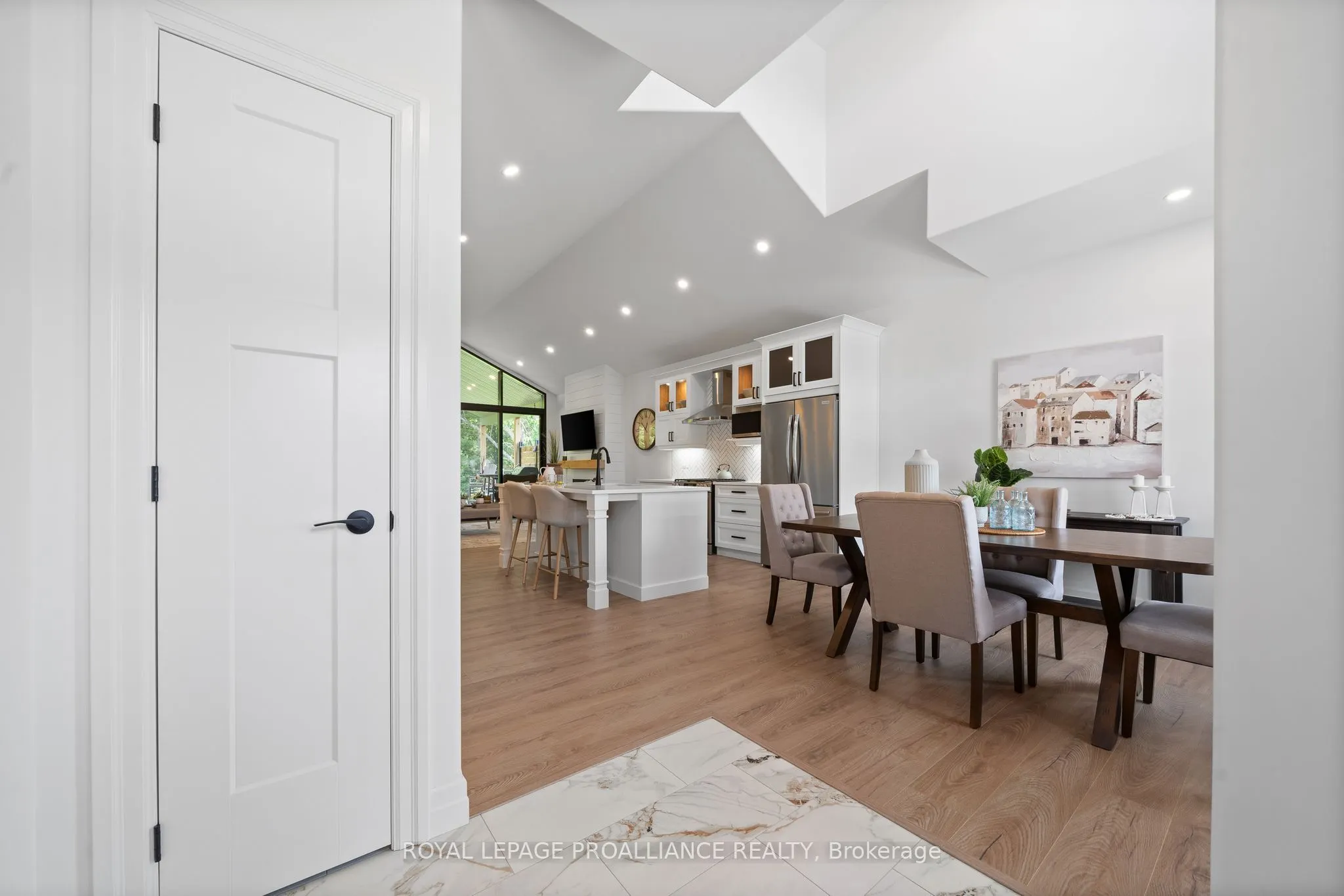 48 Deerview Drive