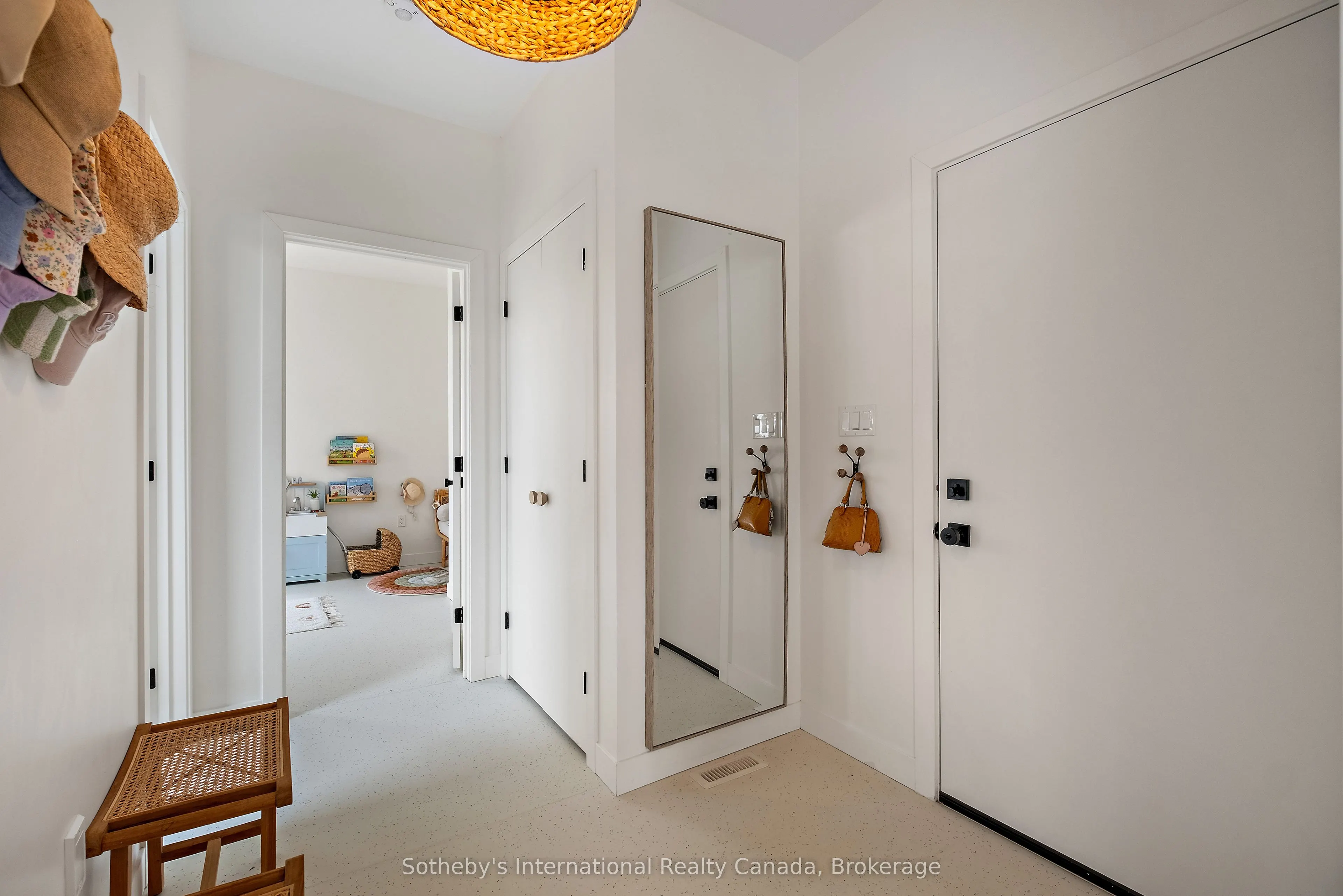 24 William Street W