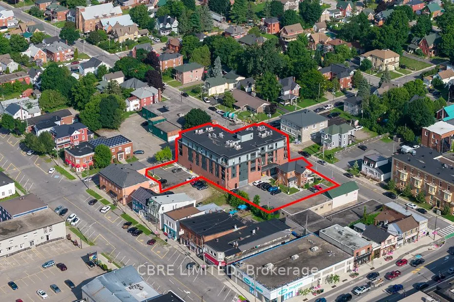 7 Maple Avenue