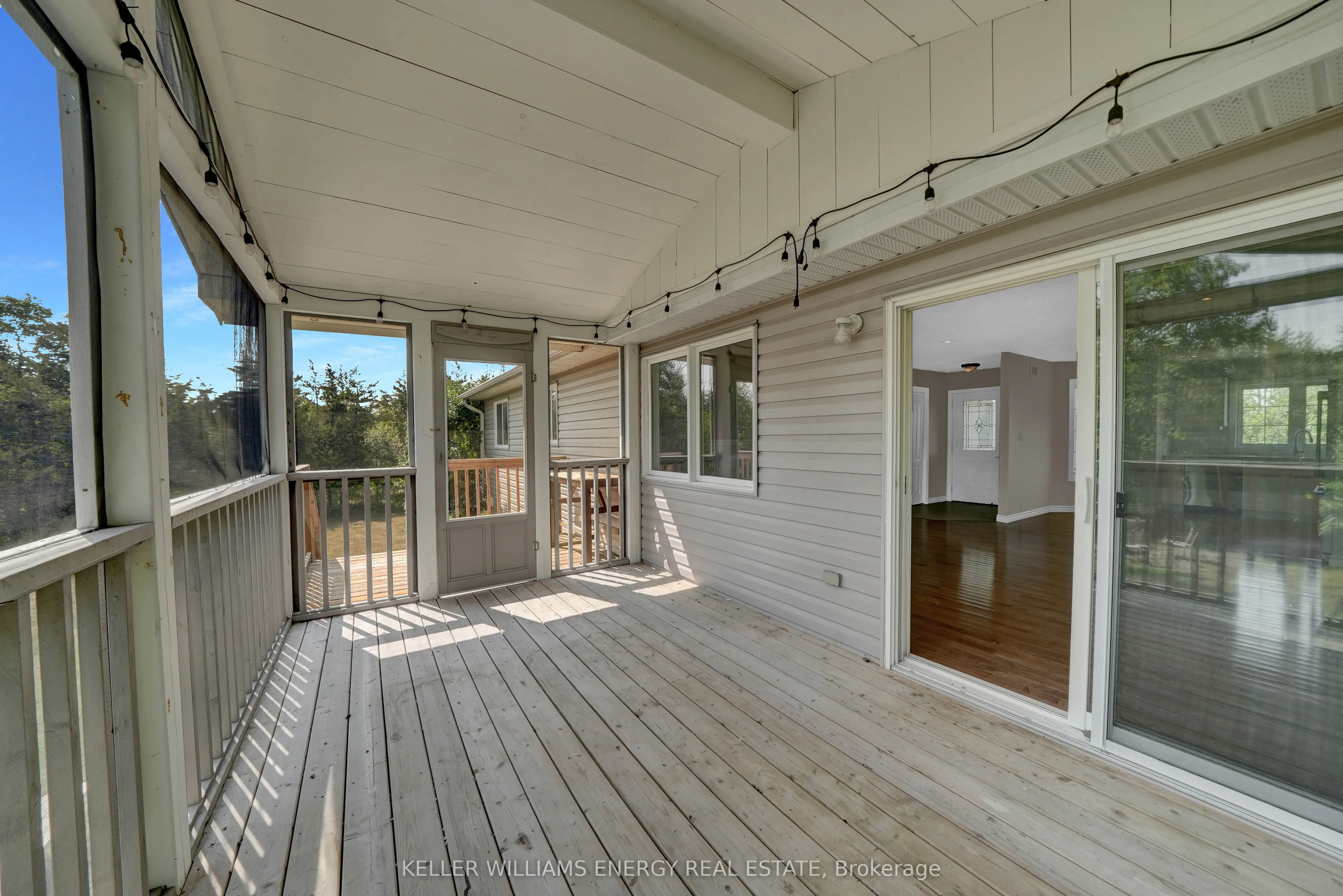118 Foster Road