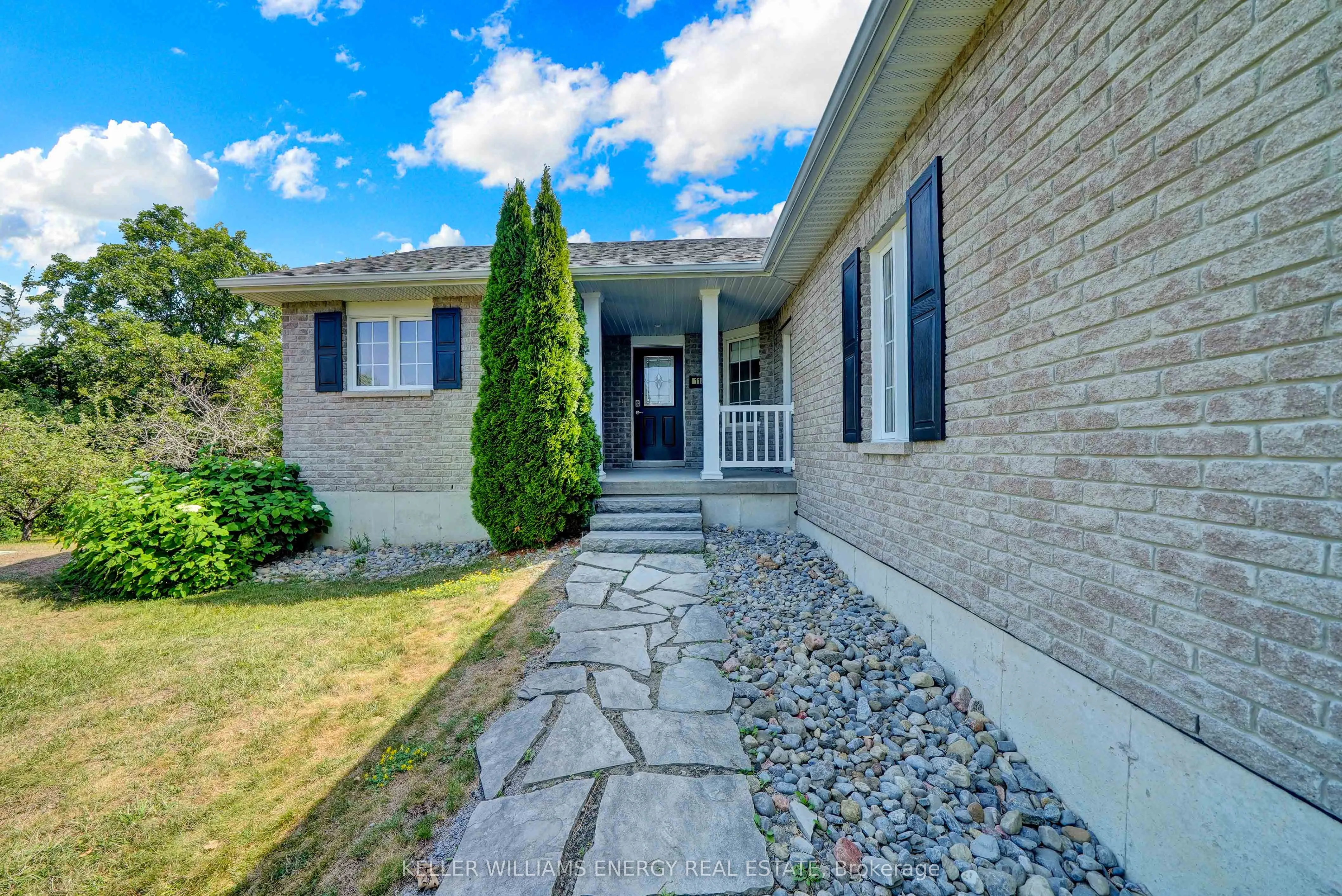 118 Foster Road