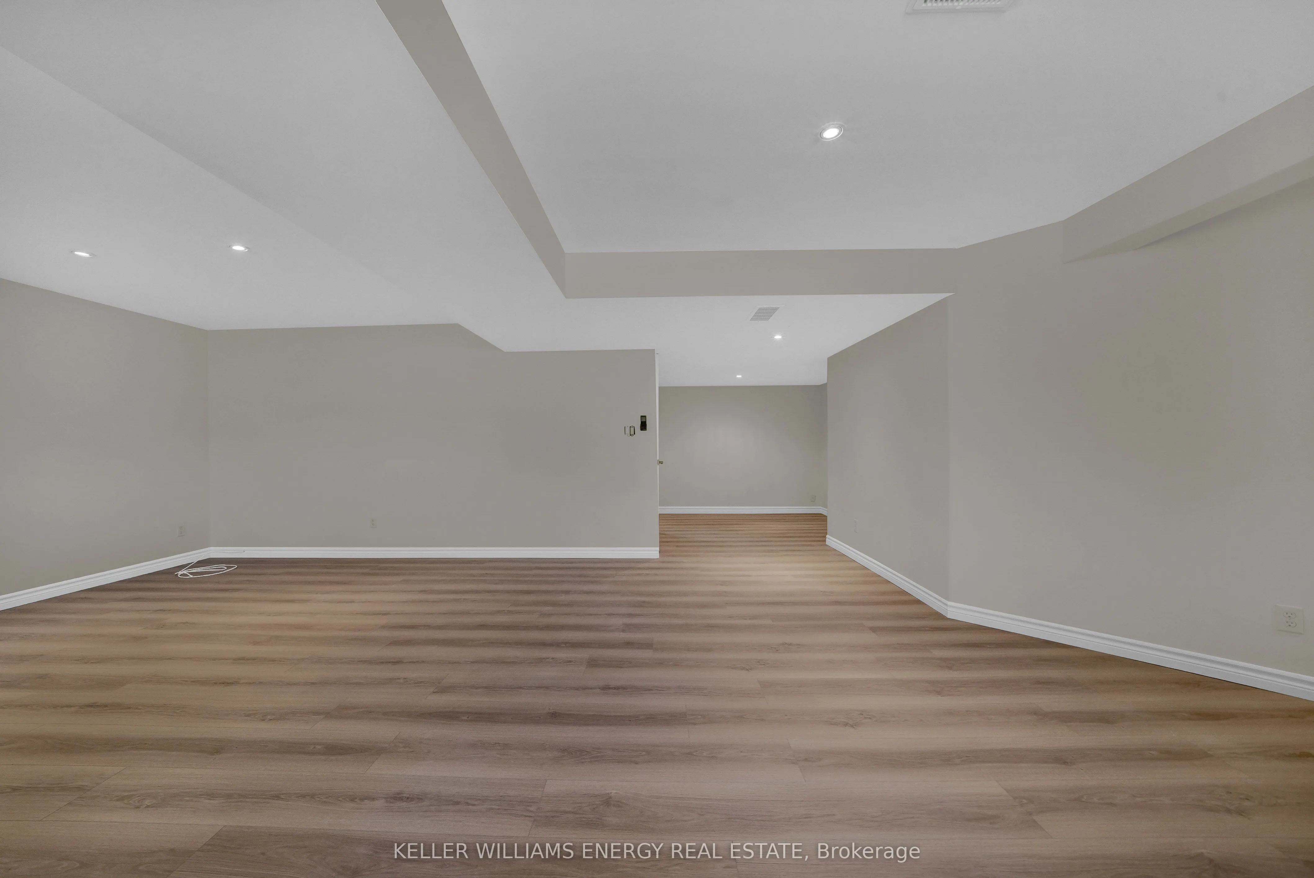 118 Foster Road
