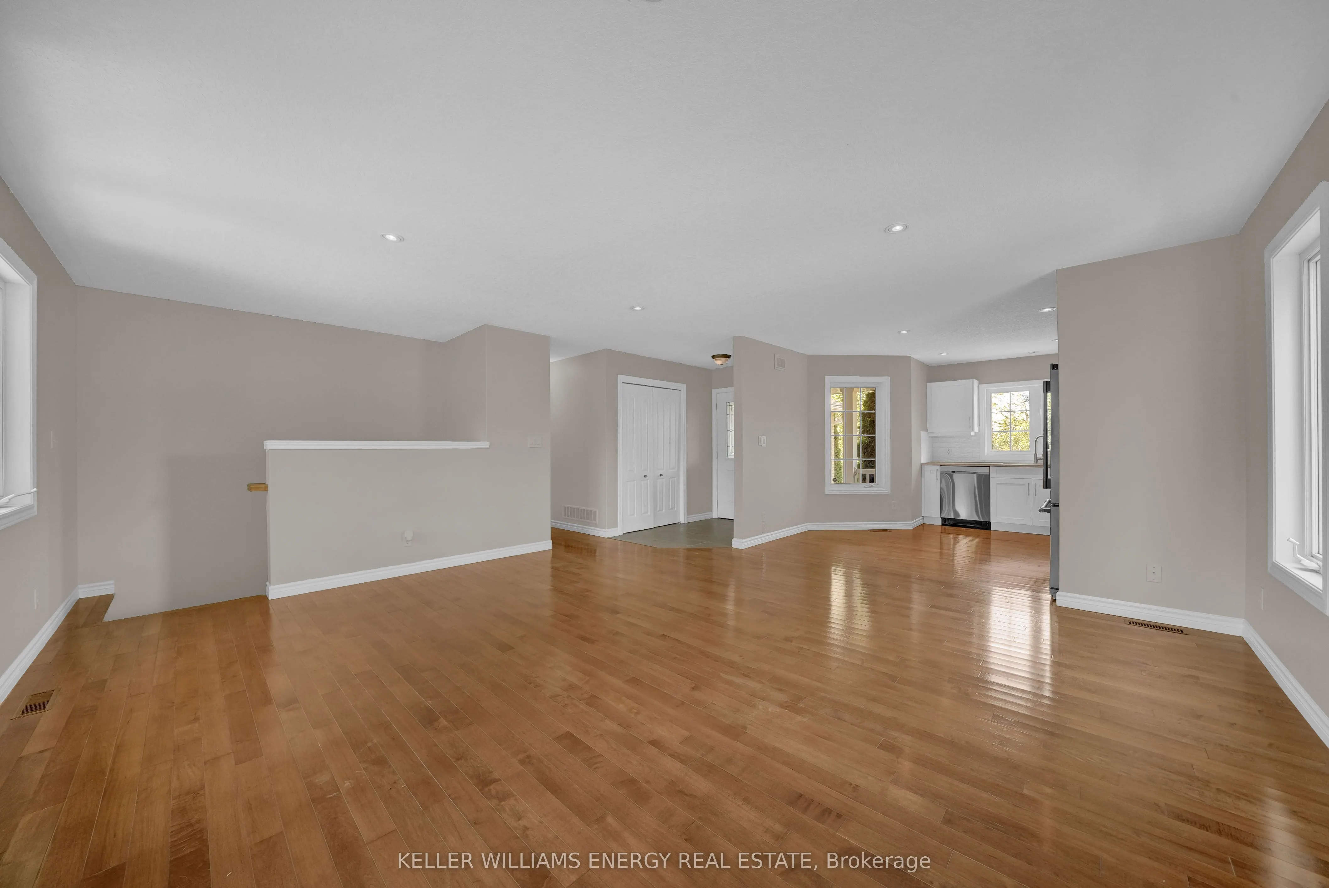 118 Foster Road