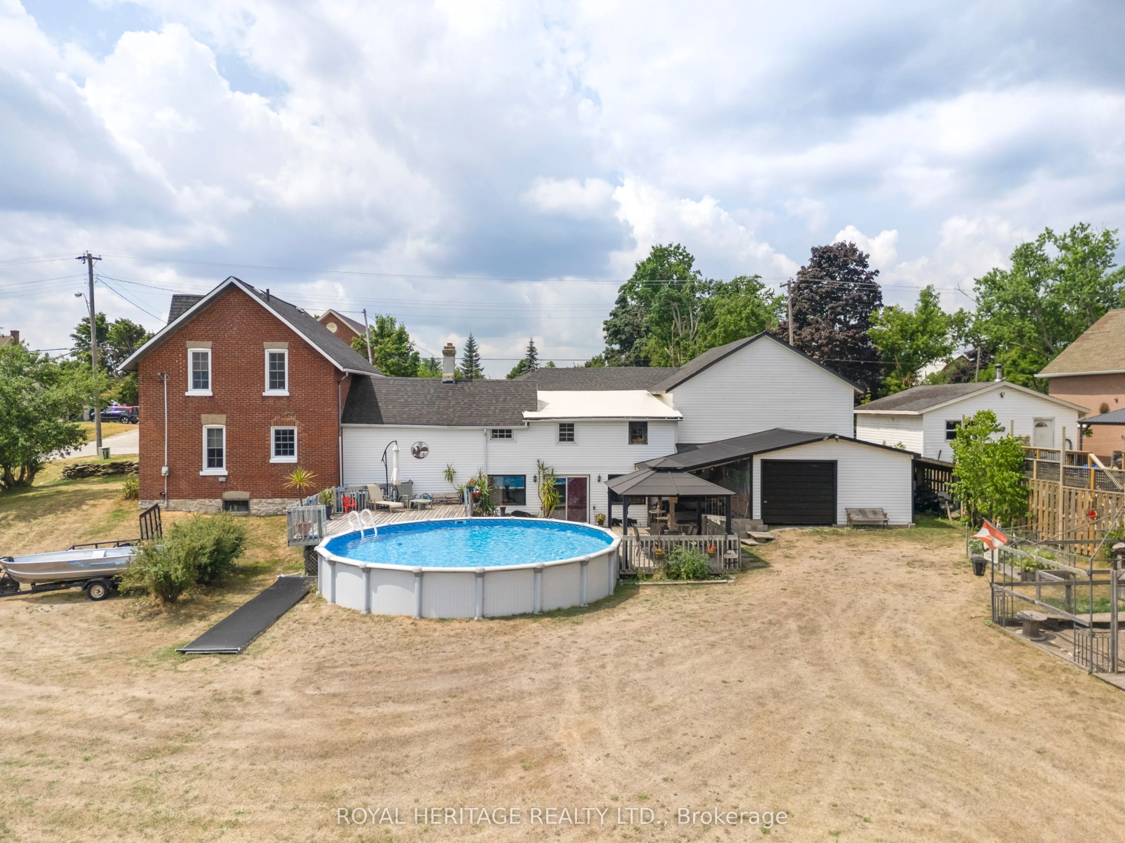 1984 Sturgeon Road