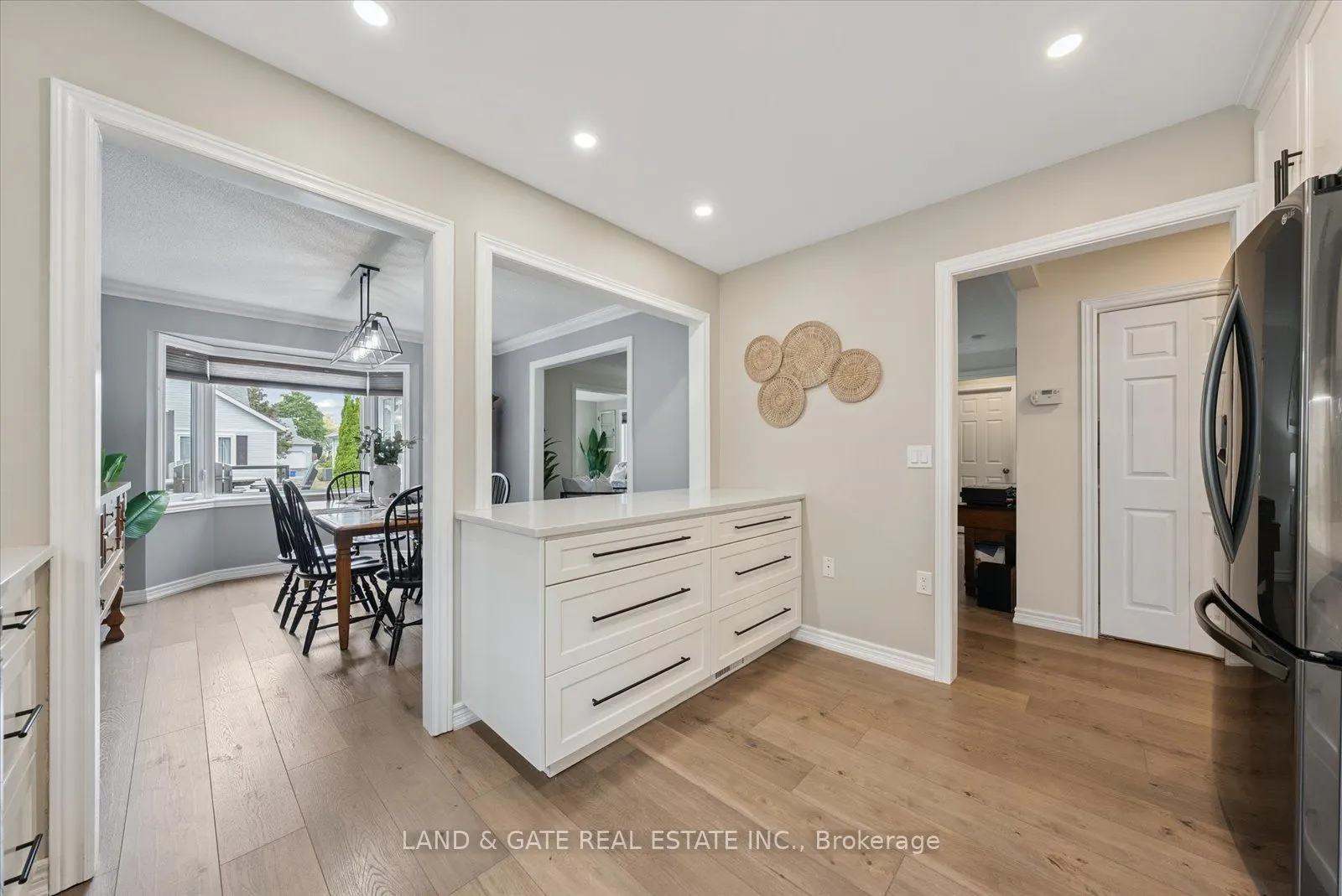 6 Nesbitt Drive
