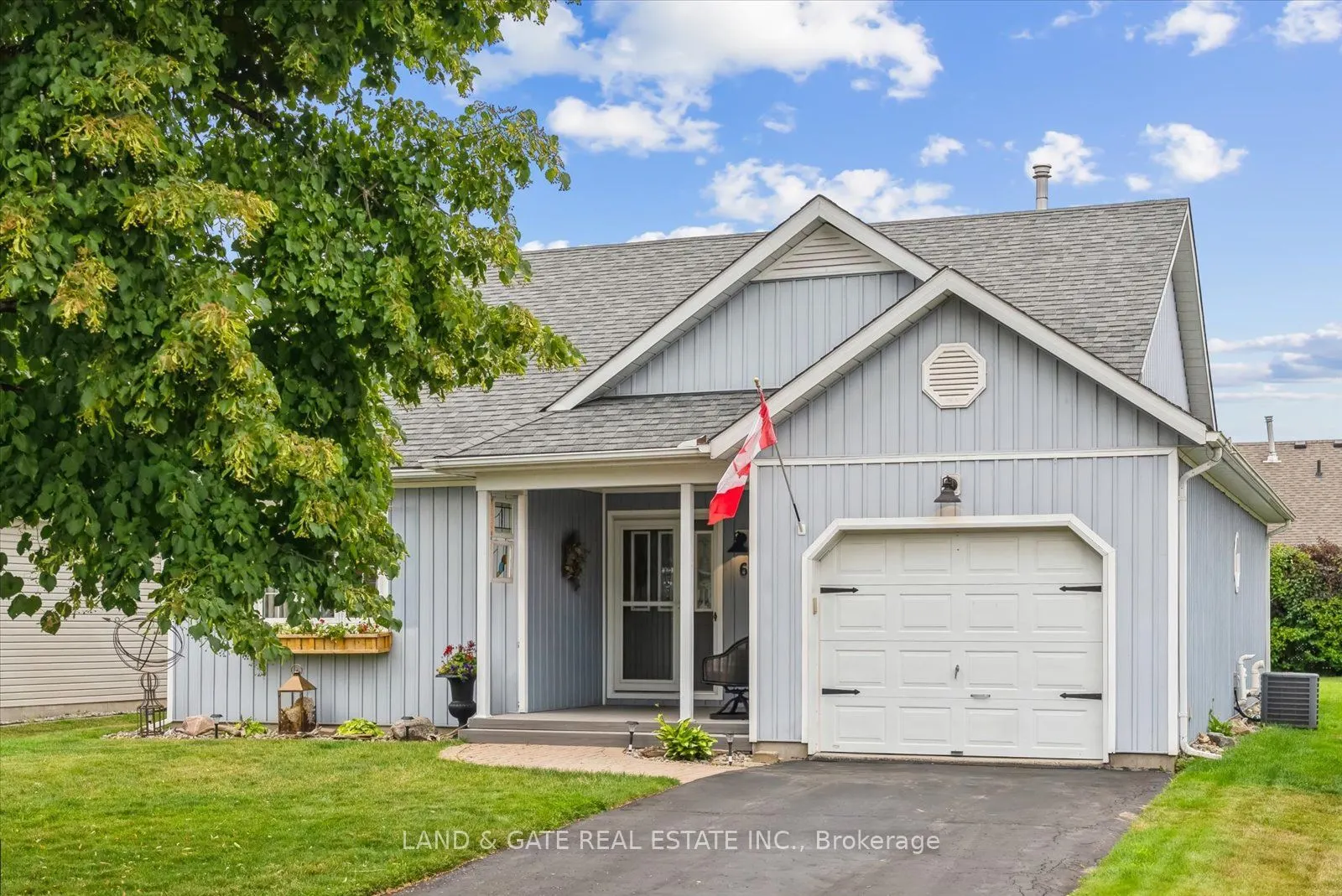 6 Nesbitt Drive