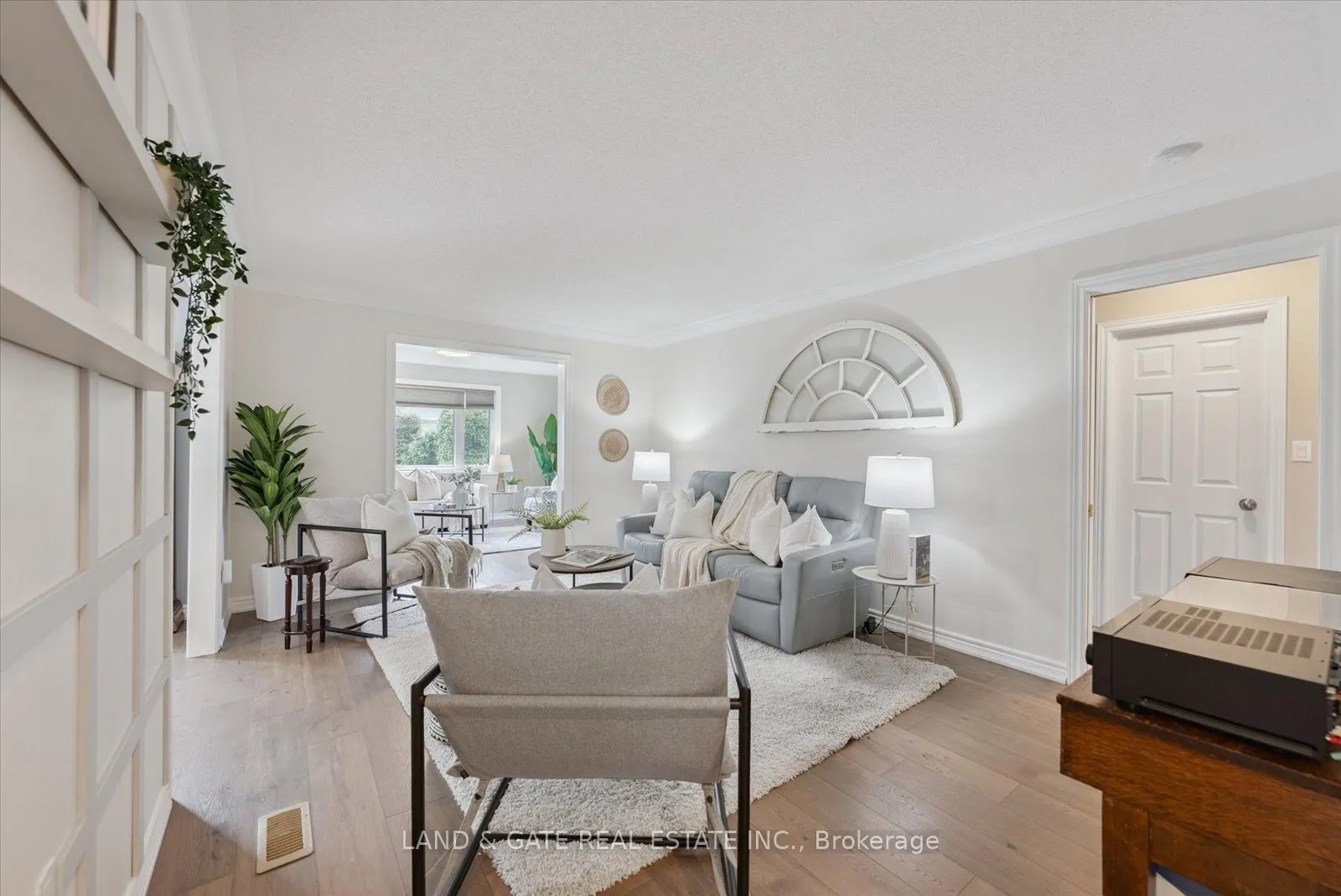 6 Nesbitt Drive