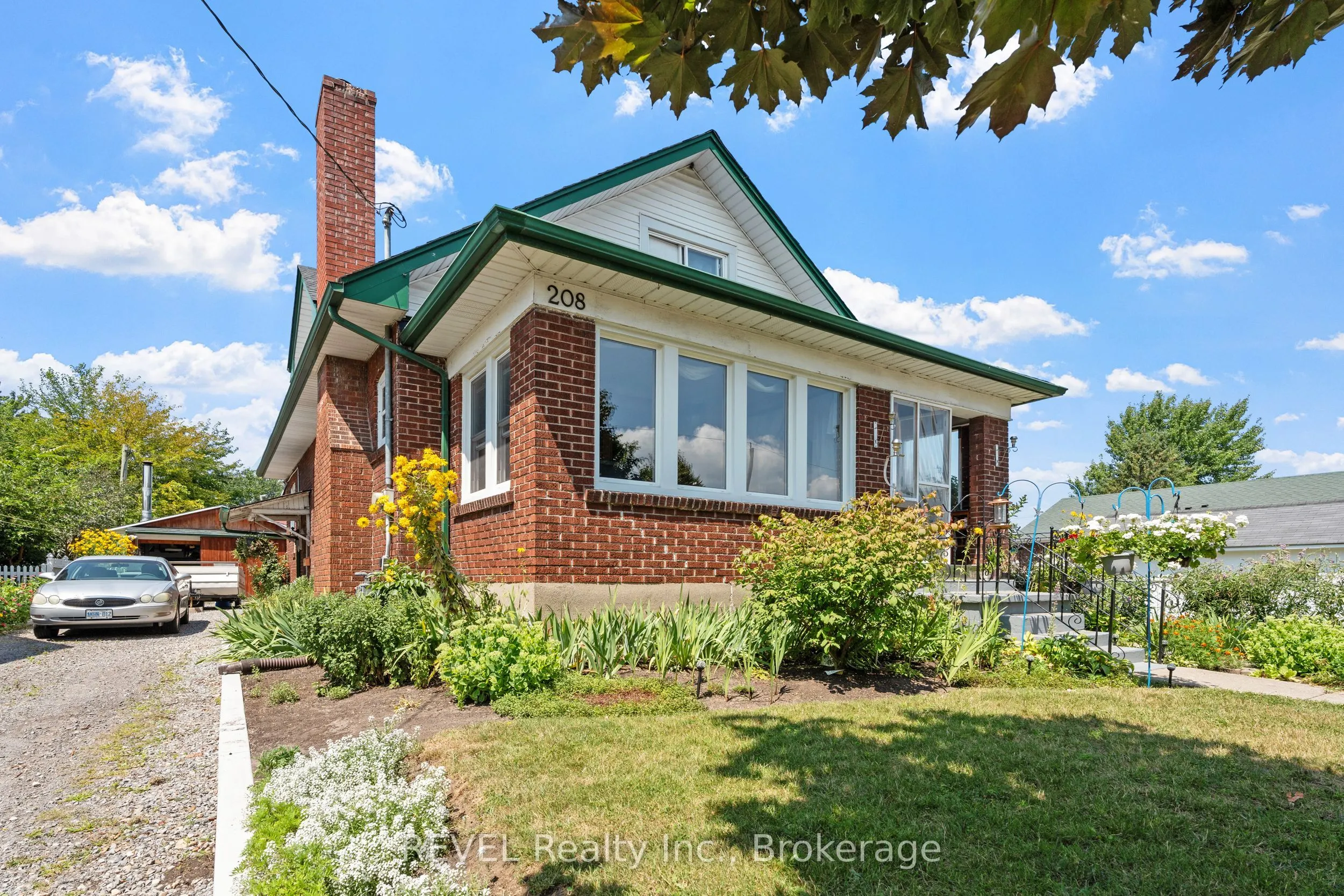 208 NORTH Street