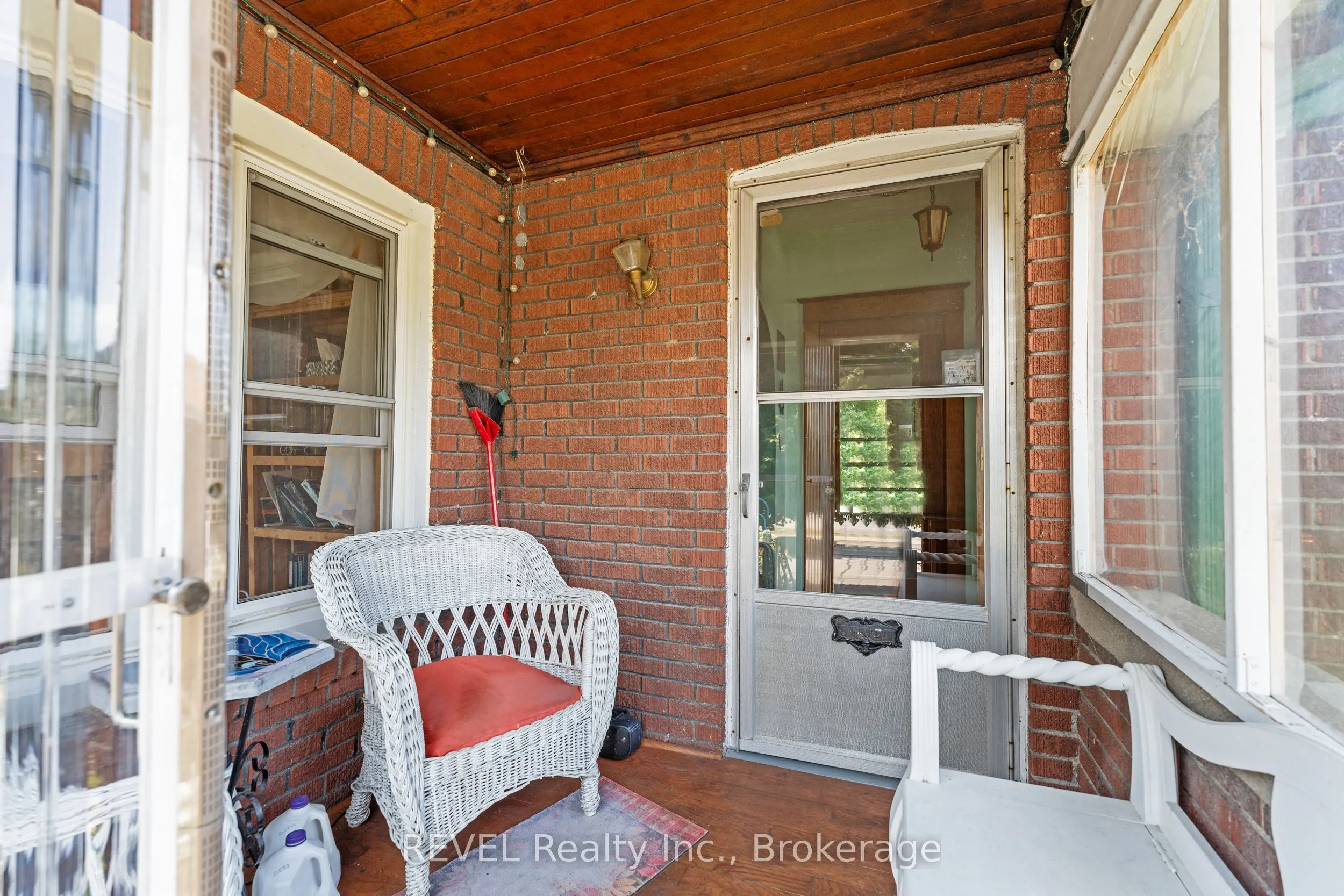 208 NORTH Street
