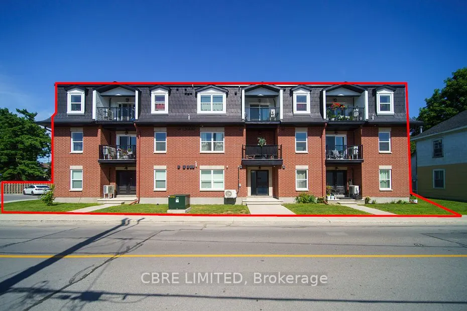 161 Beckwith Street N