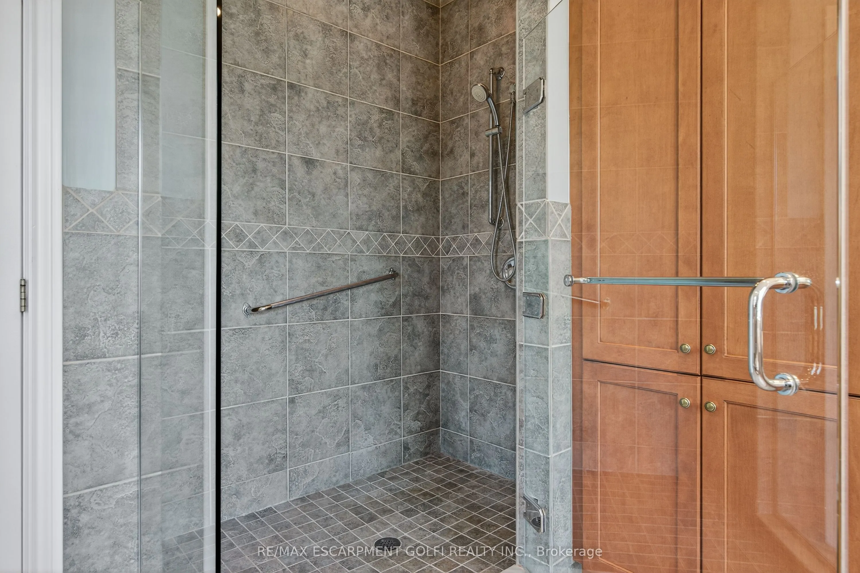 6786 Christine Court