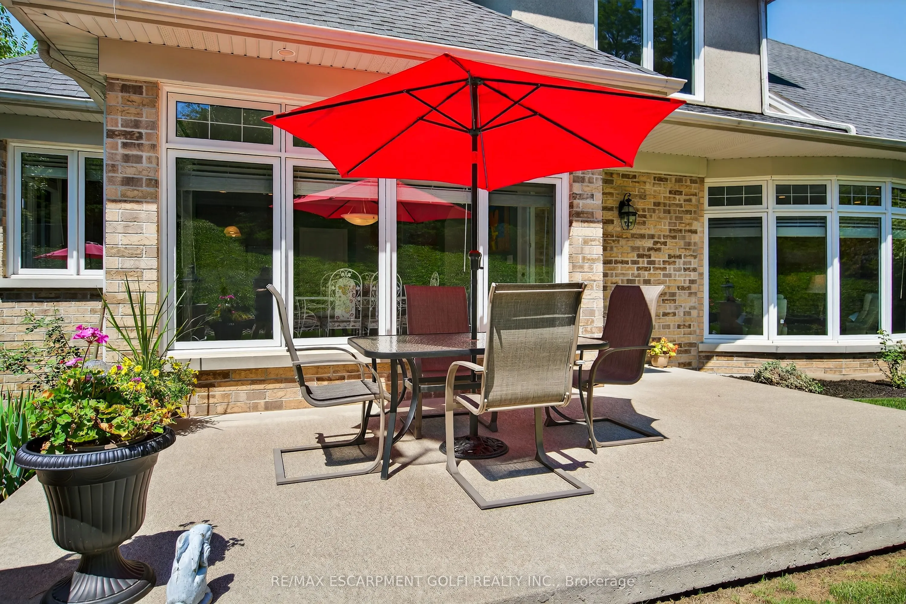 6786 Christine Court