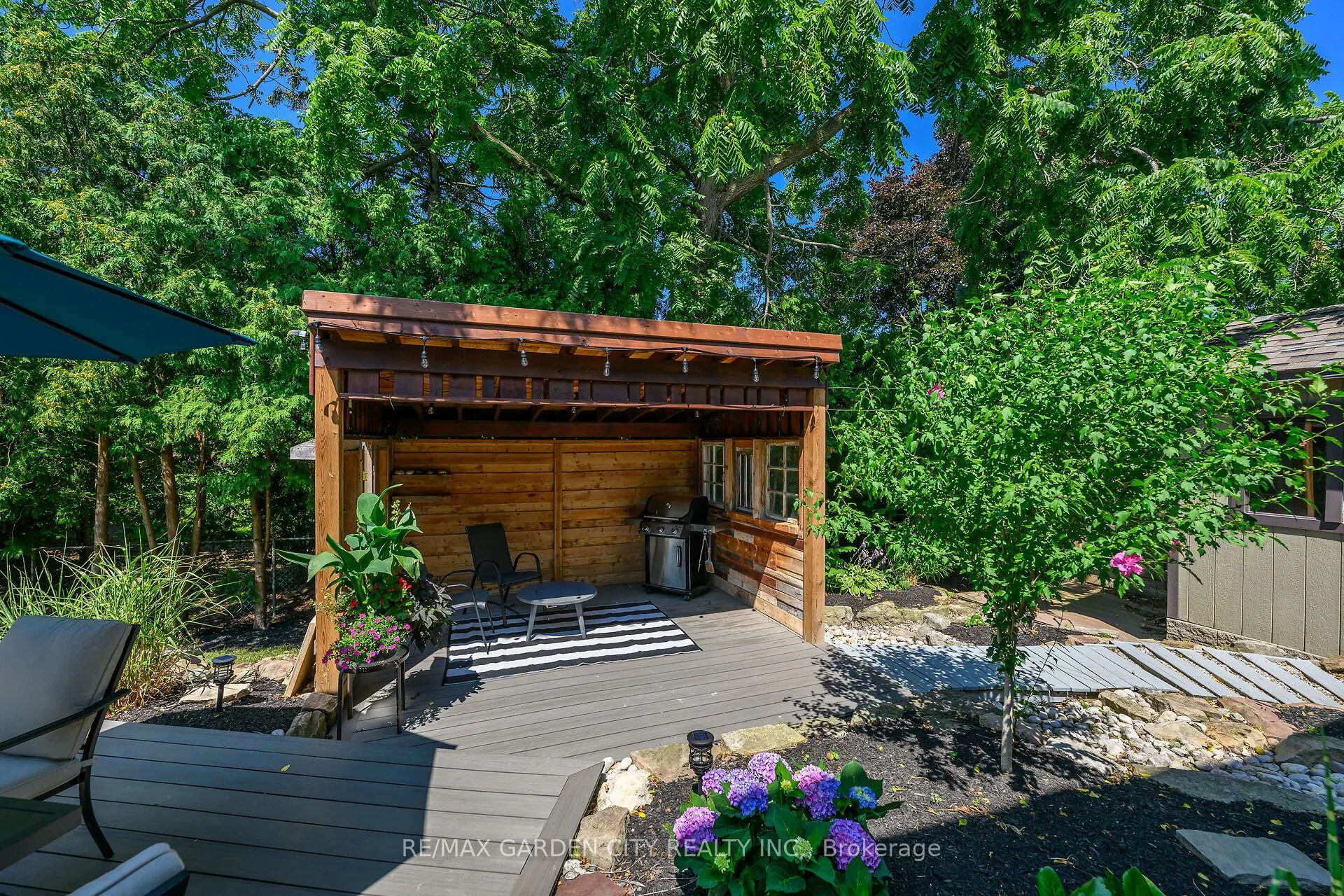 54 DRIFTWOOD Court