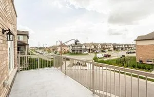 1 Glade Lane