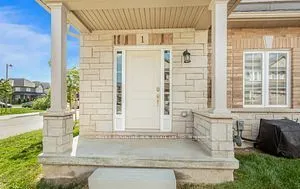 1 Glade Lane