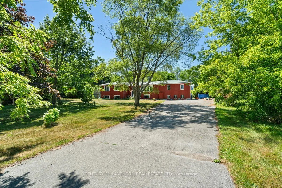 1207 Shannon Road