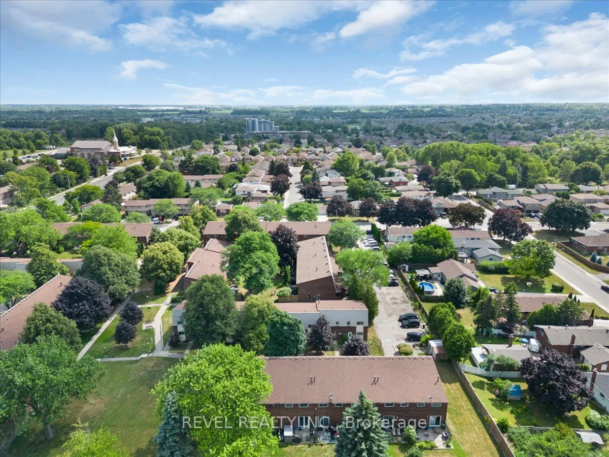 30 Regent Avenue, #28A
