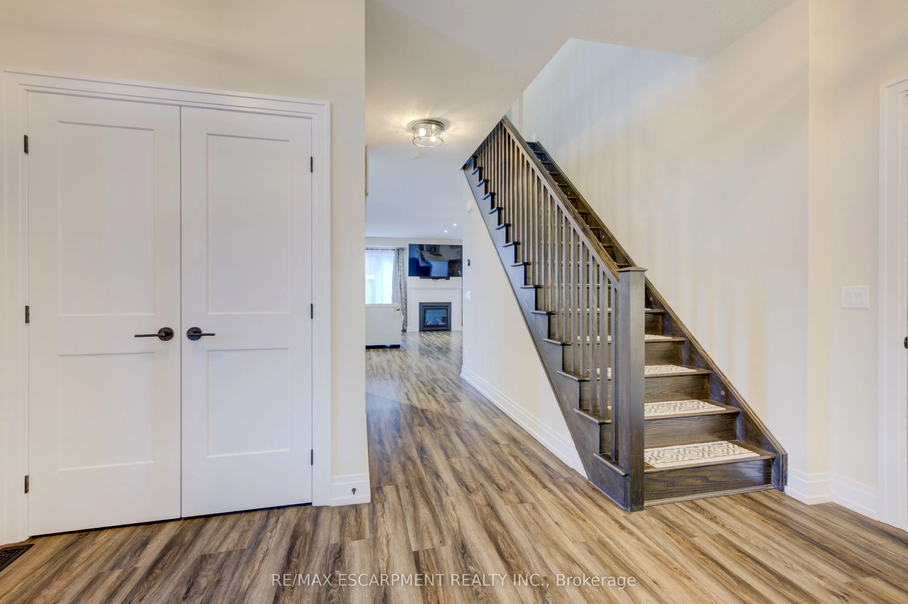 50 Kenesky Drive