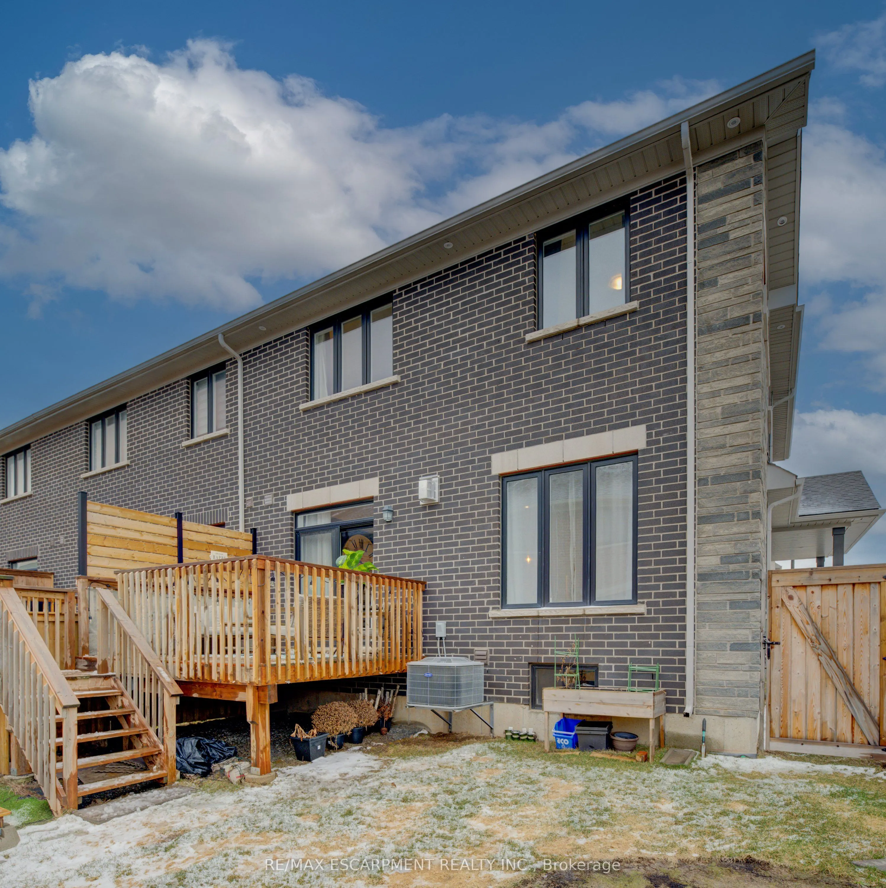 50 Kenesky Drive