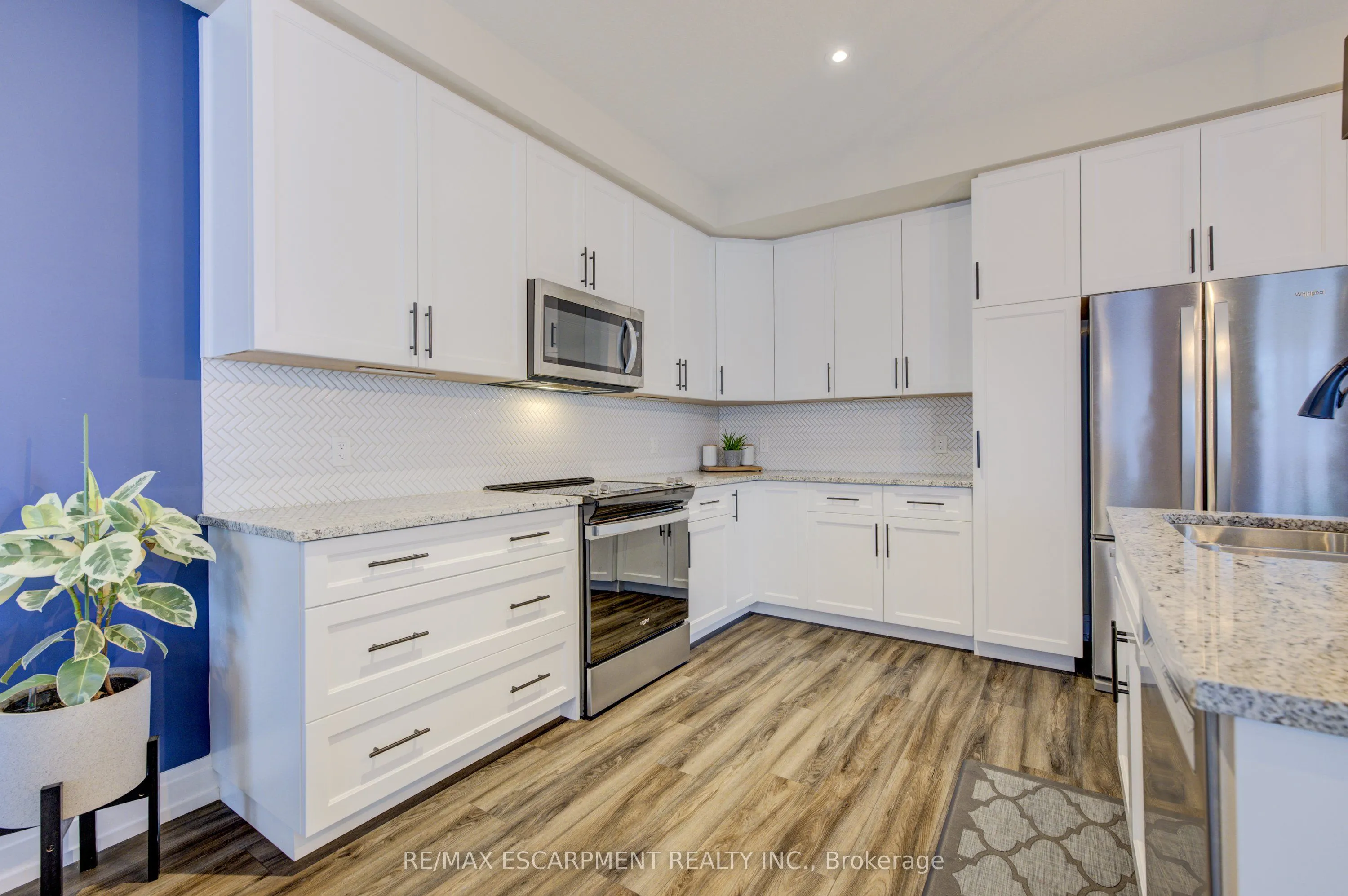 50 Kenesky Drive