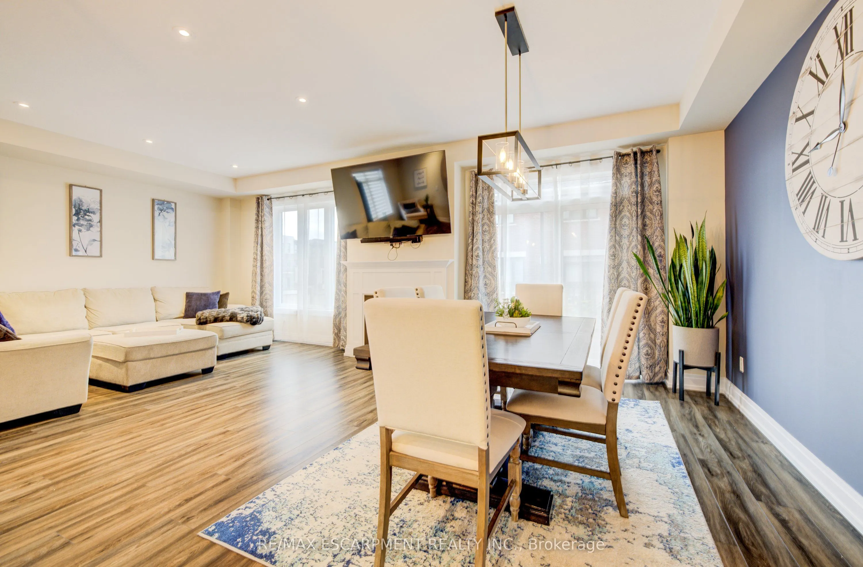 50 Kenesky Drive