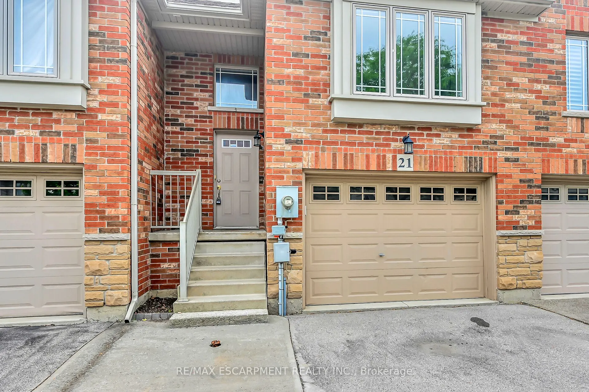 242 Upper Mount Albion Road, #21